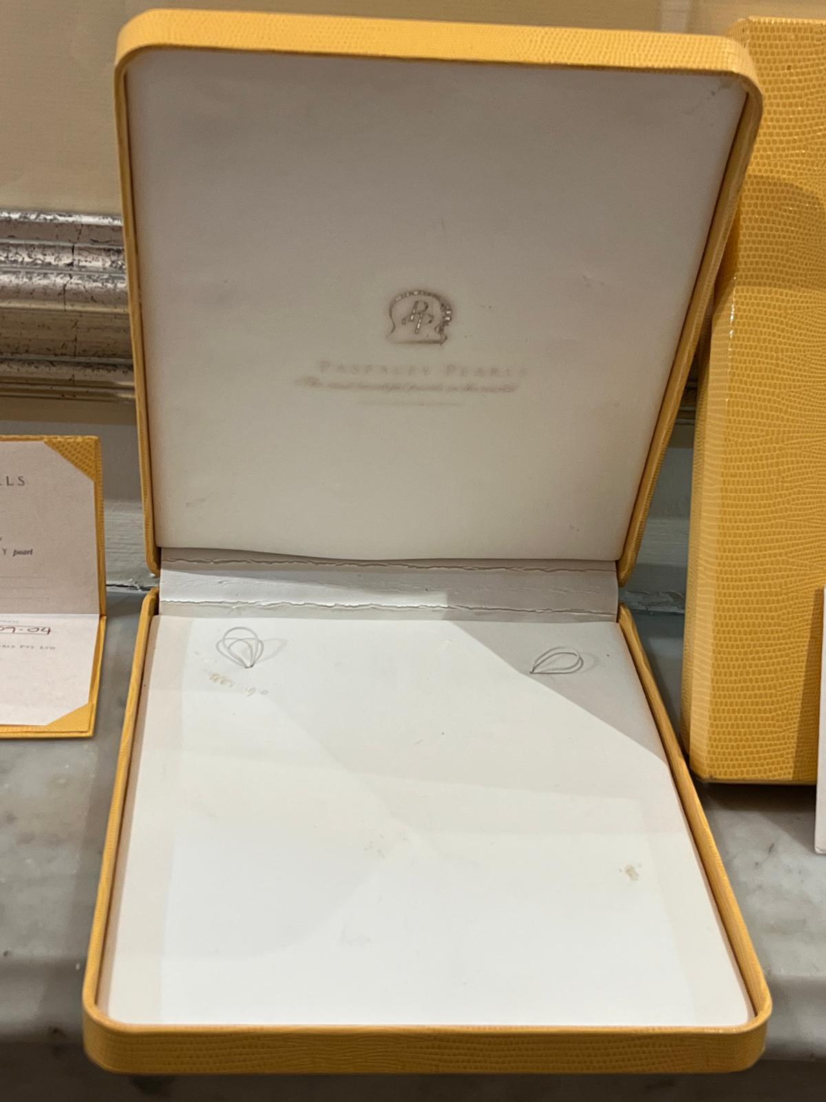 Paspaley 18ct Yellow Gold South Sea Pearl Necklace 13.1g For Sale 7