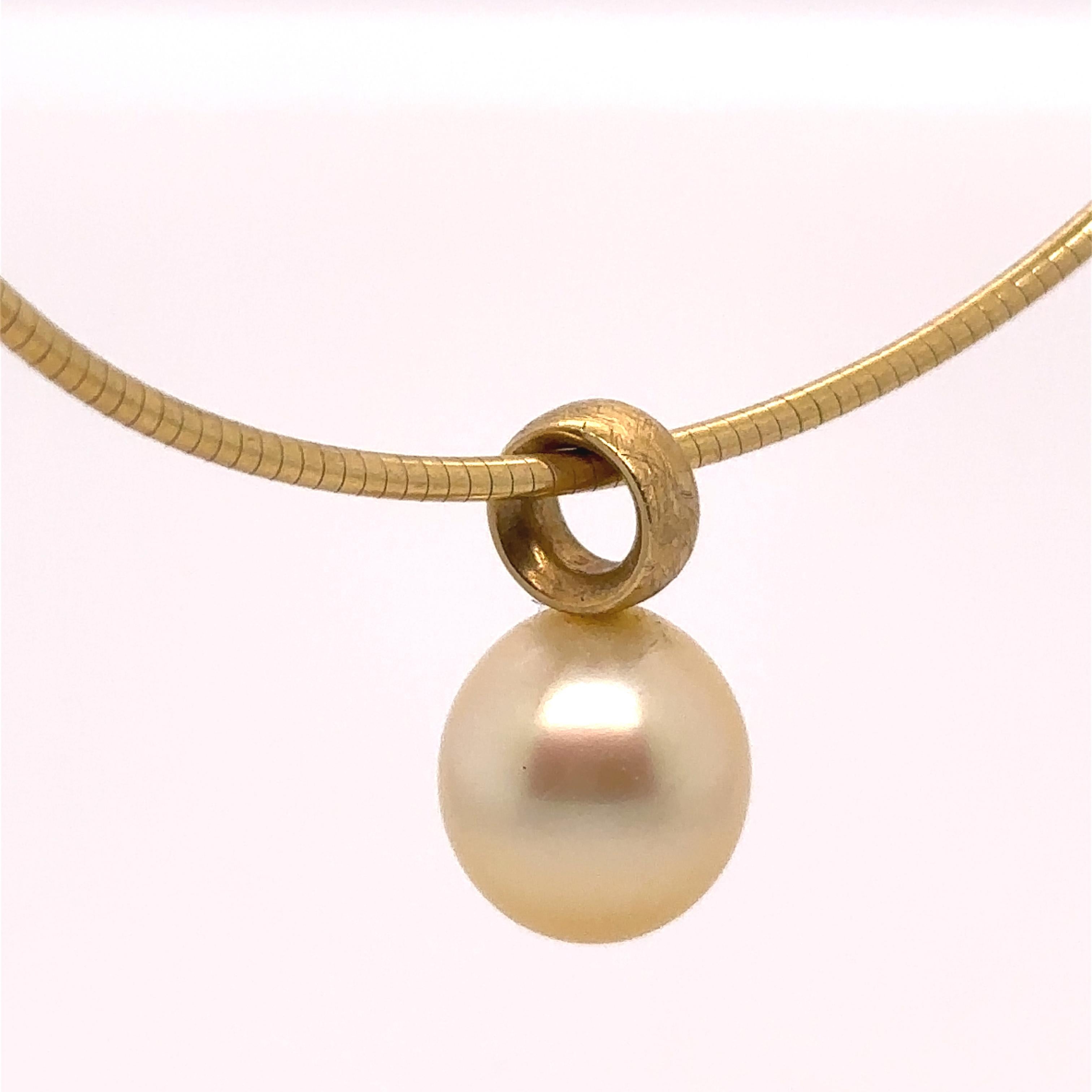 Paspaley 18ct Yellow Gold South Sea Pearl Necklace 13.1g In Excellent Condition For Sale In SYDNEY, NSW