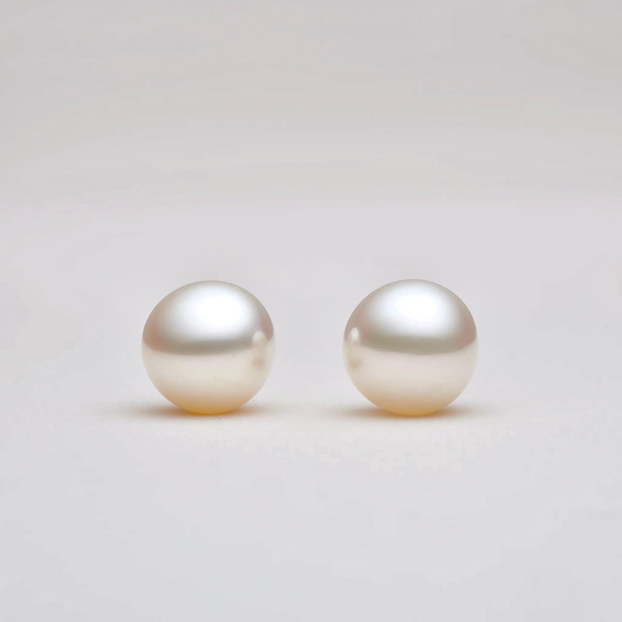 Bead Paspaley Triangle Pair South Sea Pearl from Australia