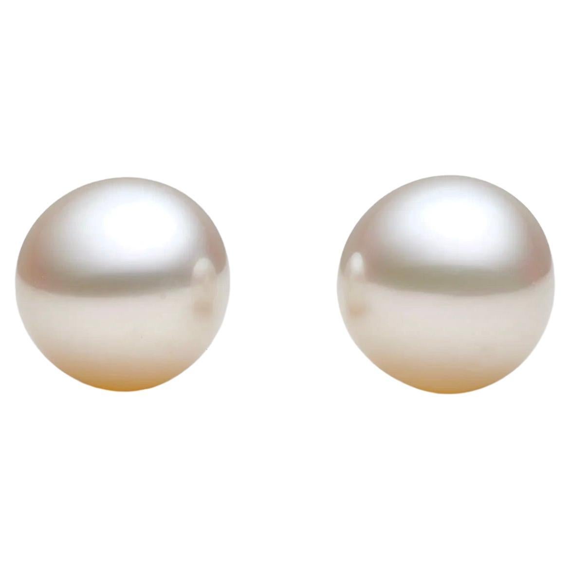 Paspaley Triangle Pair South Sea Pearl from Australia