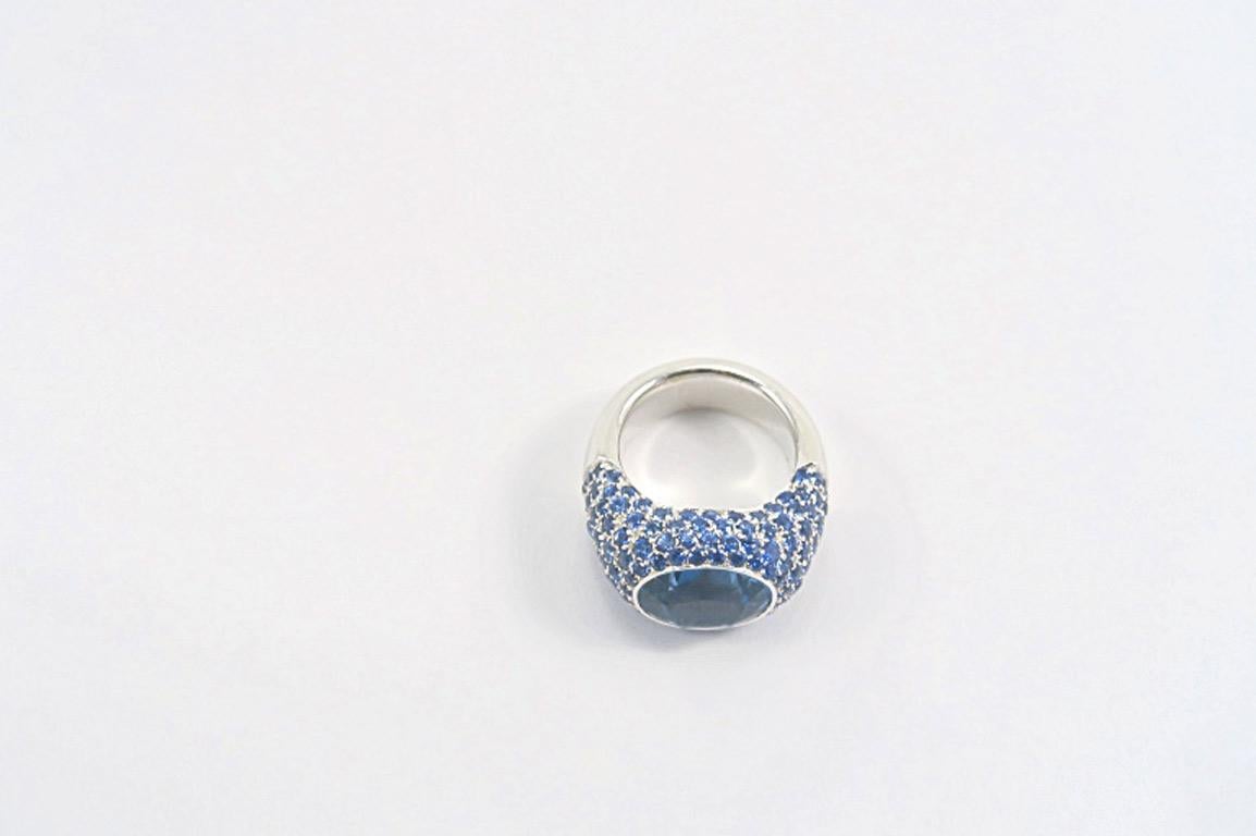 Contemporary Pasquale Bruni 18 Karat White Gold Blue Sapphire and Blue Topaz Cocktail Ring For Sale