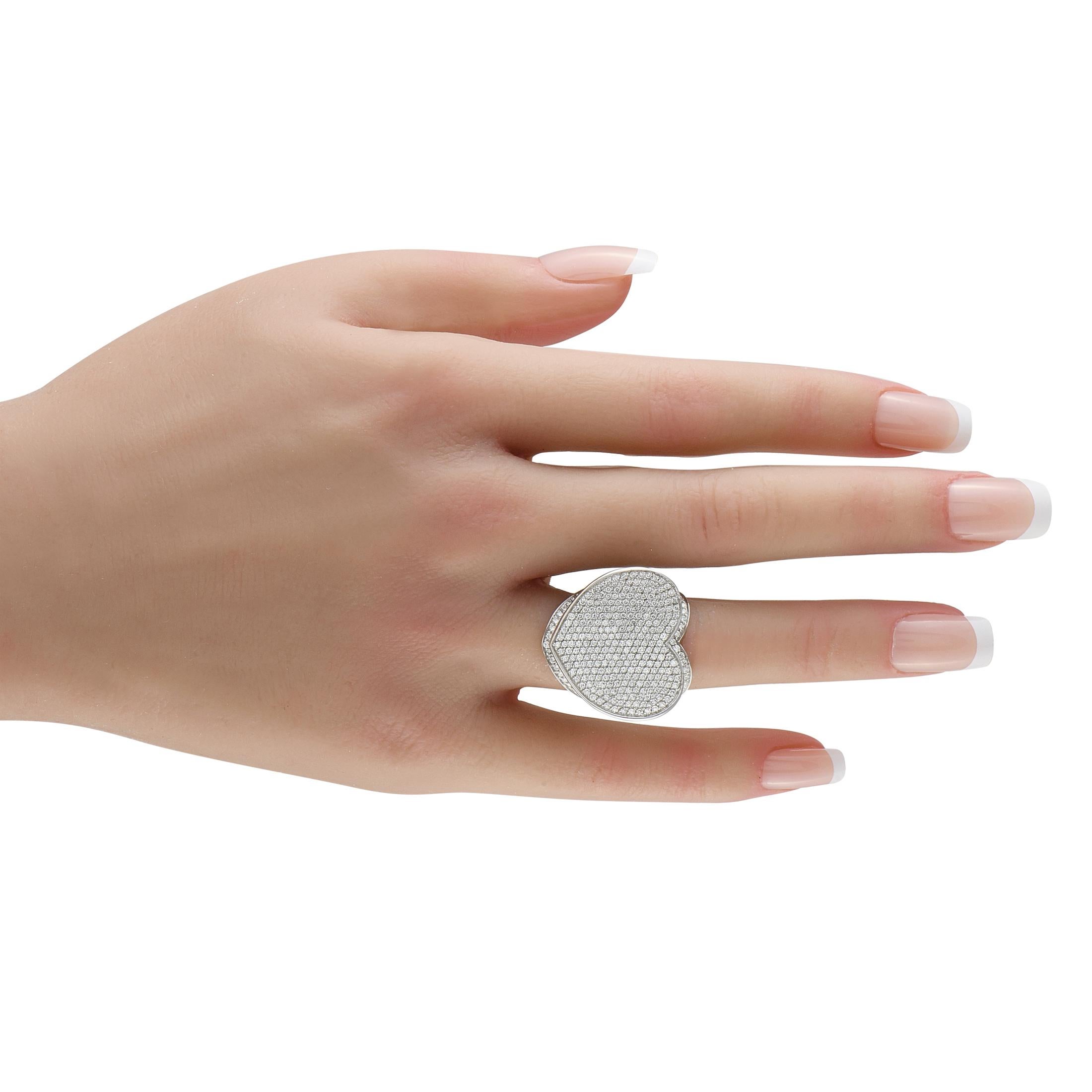 Round Cut Pasquale Bruni 18K White Gold 2.08ct Diamond Ring For Sale