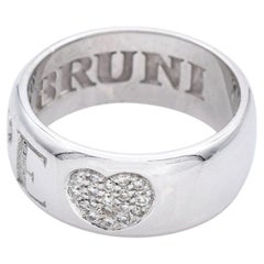 Anello Amore Heart in oro bianco 18k con diamanti di Pasquale Bruni