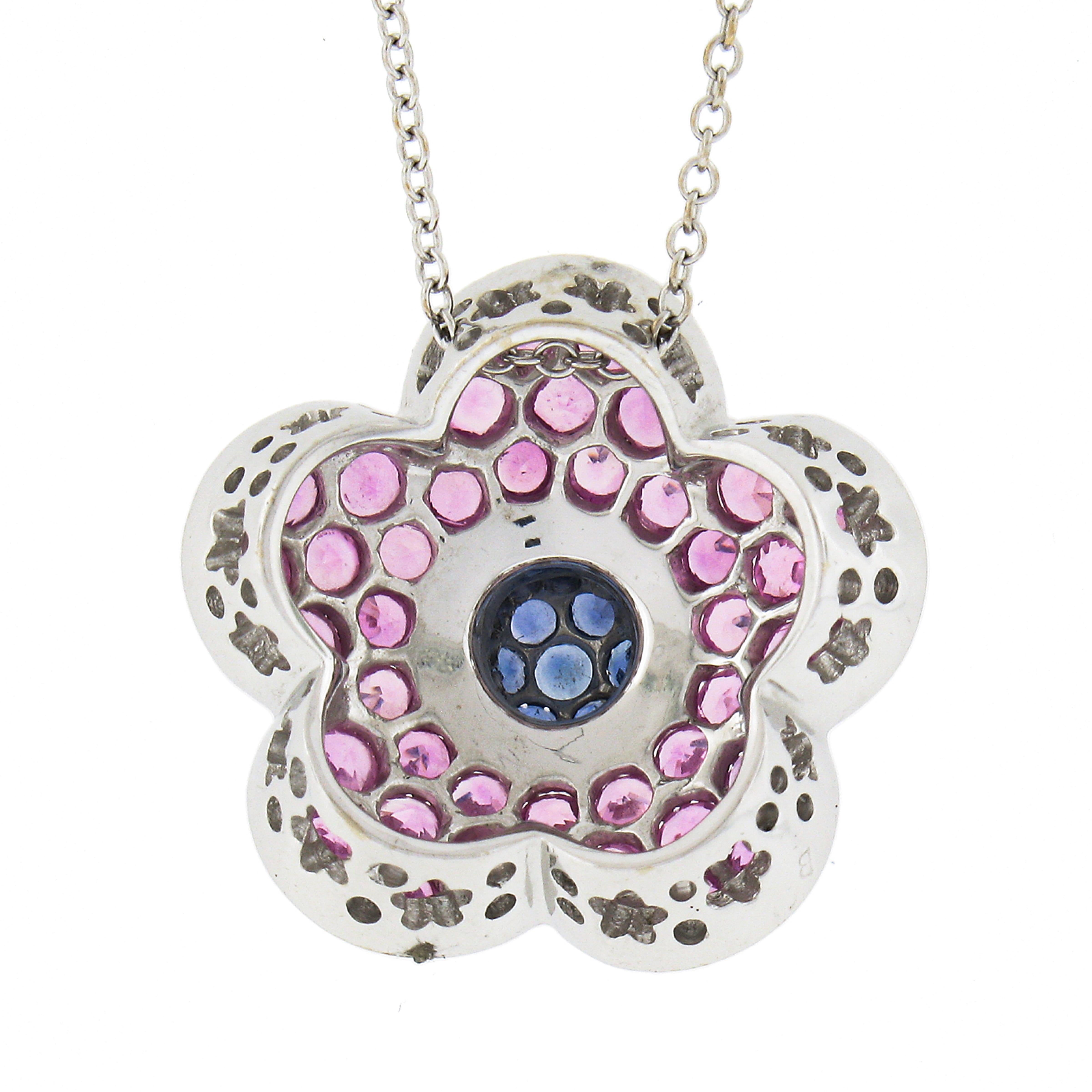 Pasquale Bruni Halskette mit Blumenanhänger, 18 Karat Weißgold Rosa & Blauer Saphir 1