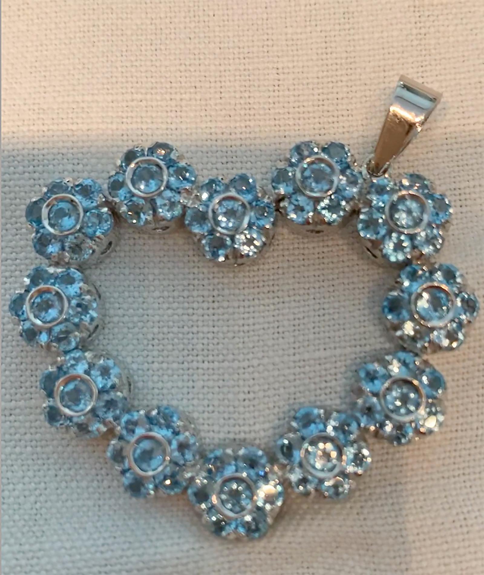 Pasquale Bruni Blue Topaz and Diamond Heart Necklace In New Condition For Sale In Chappaqua, NY