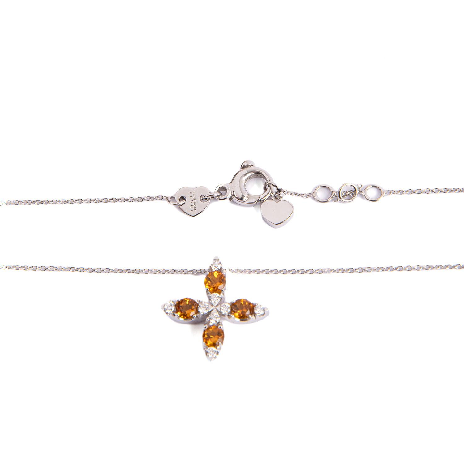 Collana con croce di Pasquale Bruni con zaffiro giallo e quarzo citrino

dimensione
catena: 45 cm
ciondolo a croce: 2x2 cm