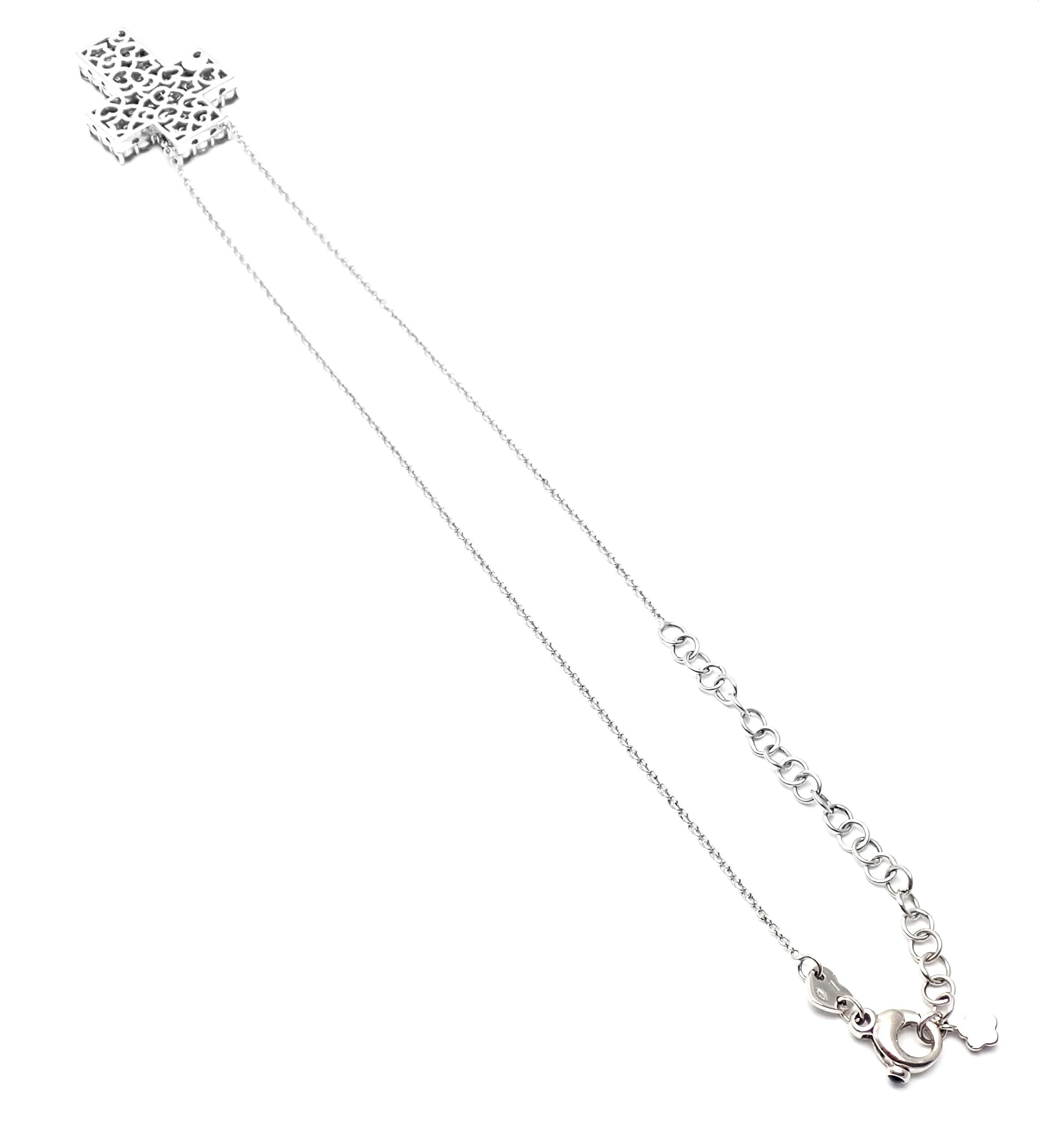 Pasquale Bruni Kreuz-Halskette aus Weißgold mit Diamanten und Peridot im Angebot 3