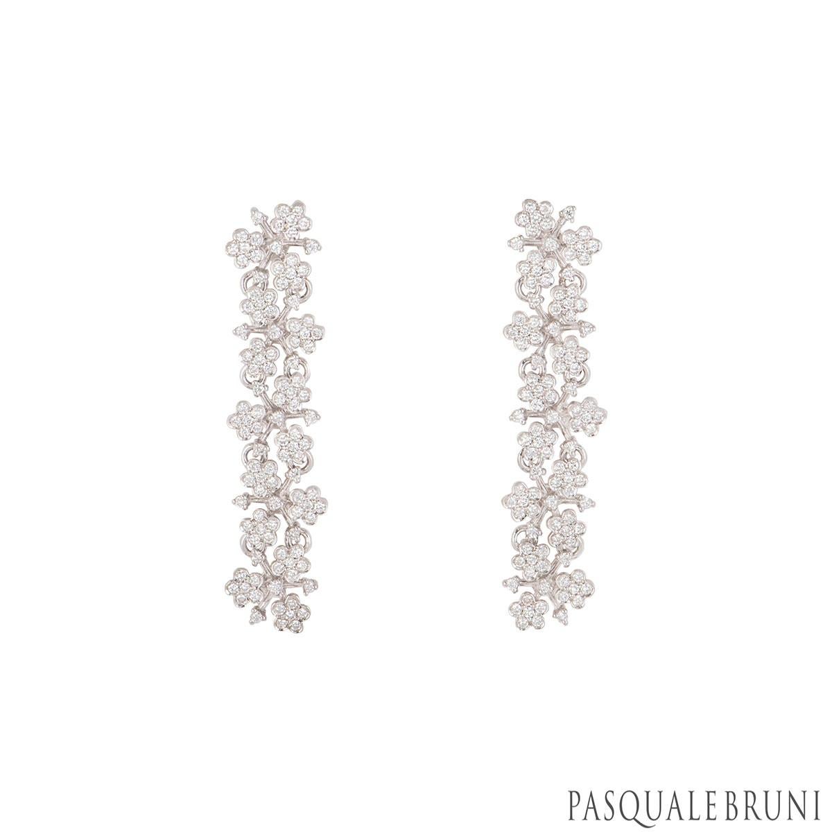 Pasquale Bruni Diamond Prato Fiorito Pendant, Bracelet and Earring Suite 15.25Ct In Excellent Condition In London, GB