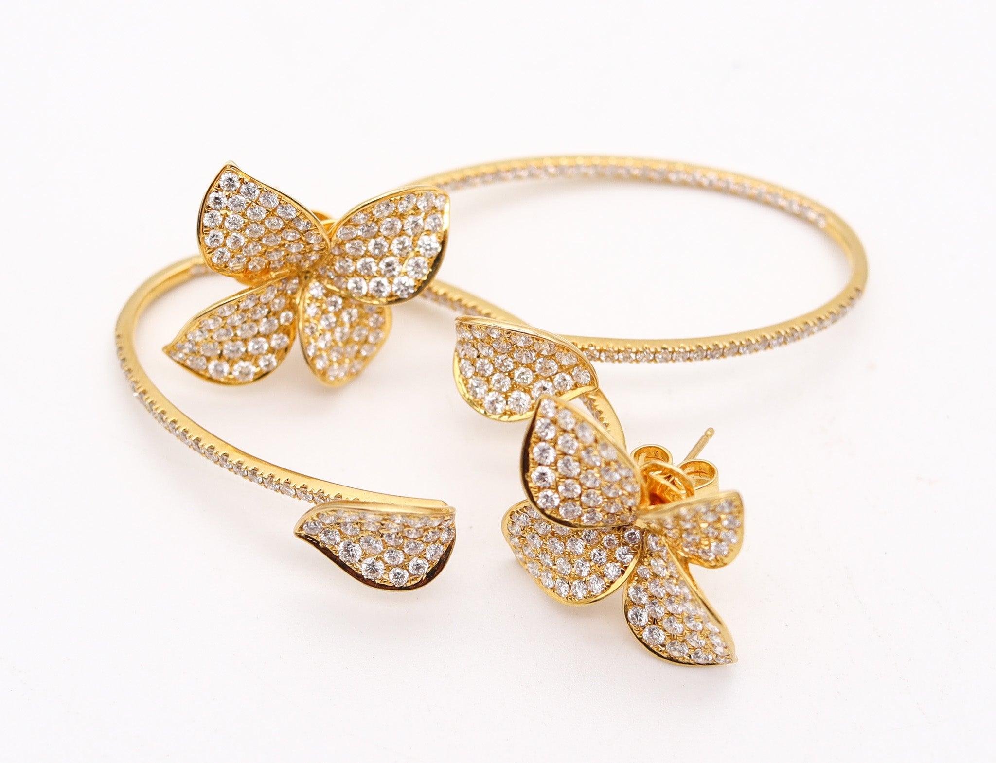 PASQUALE BRUNI Garden Flowers Hoop Earrings In 18Kt Gold With 5.40 Ctw Diamonds In Excellent Condition In Miami, FL