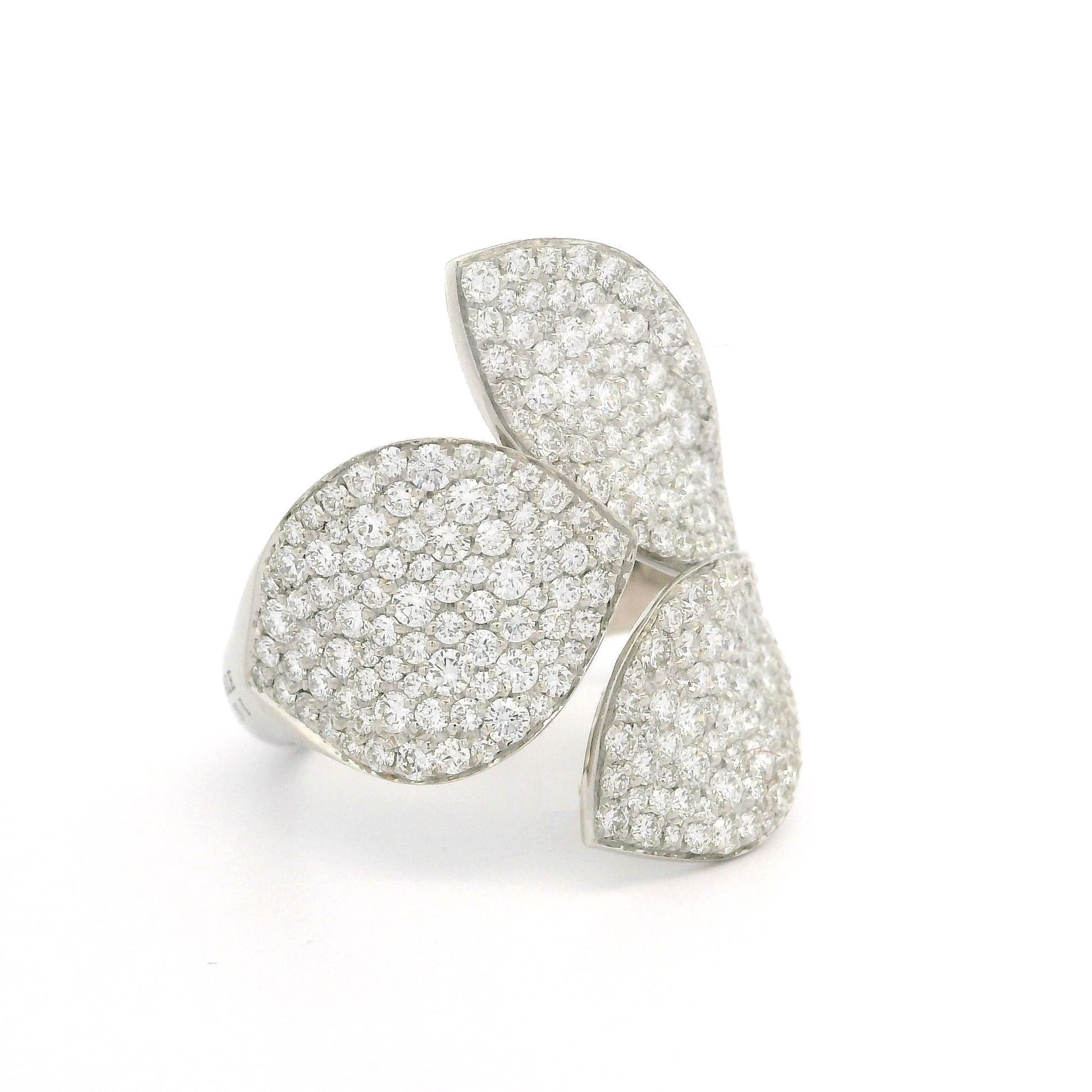 Pasquale Bruni Giradini Garden 18k White Gold 2.15ctw Pave Diamond Flower Ring 8