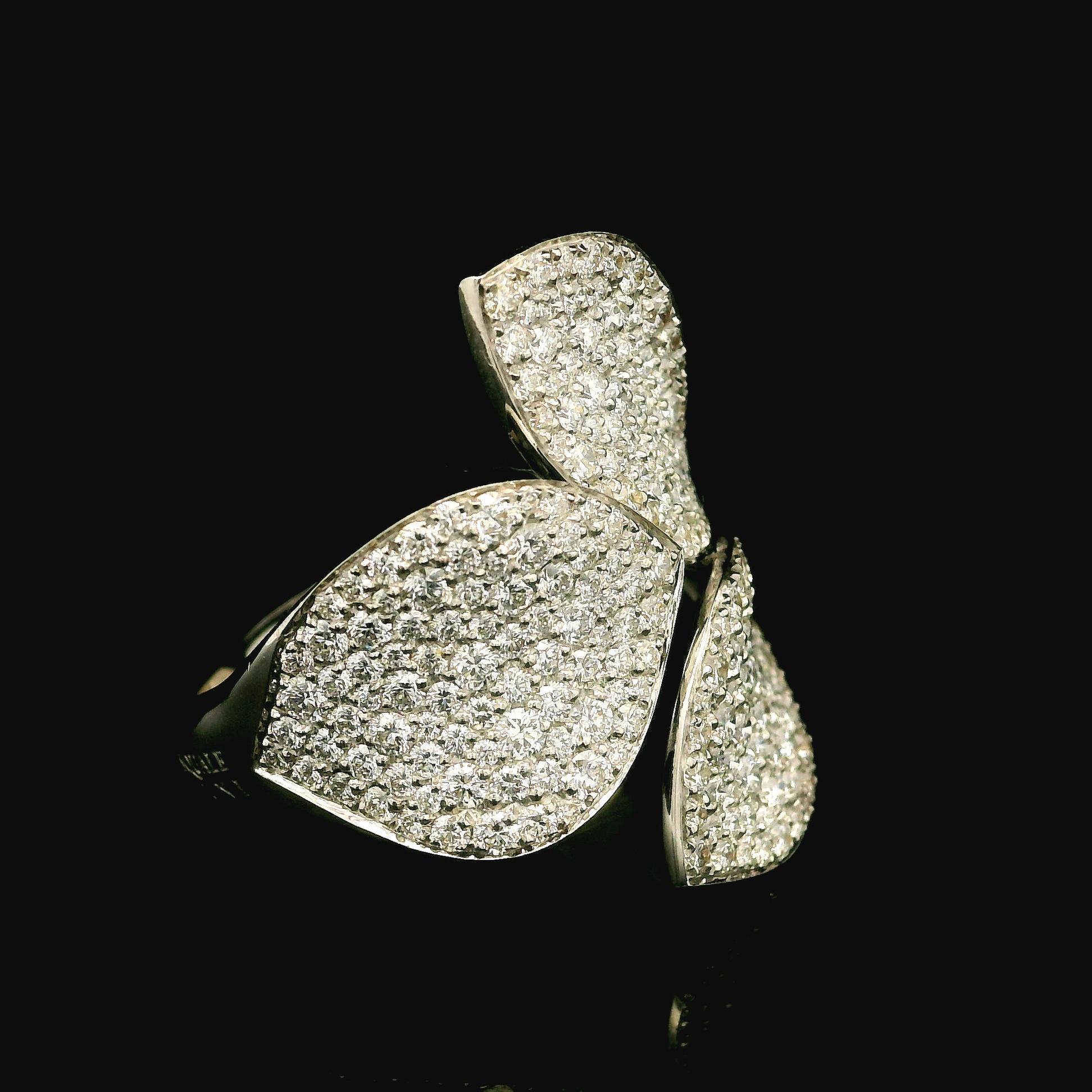 Pasquale Bruni Giradini Garden 18k White Gold 2.15ctw Pave Diamond Flower Ring 1