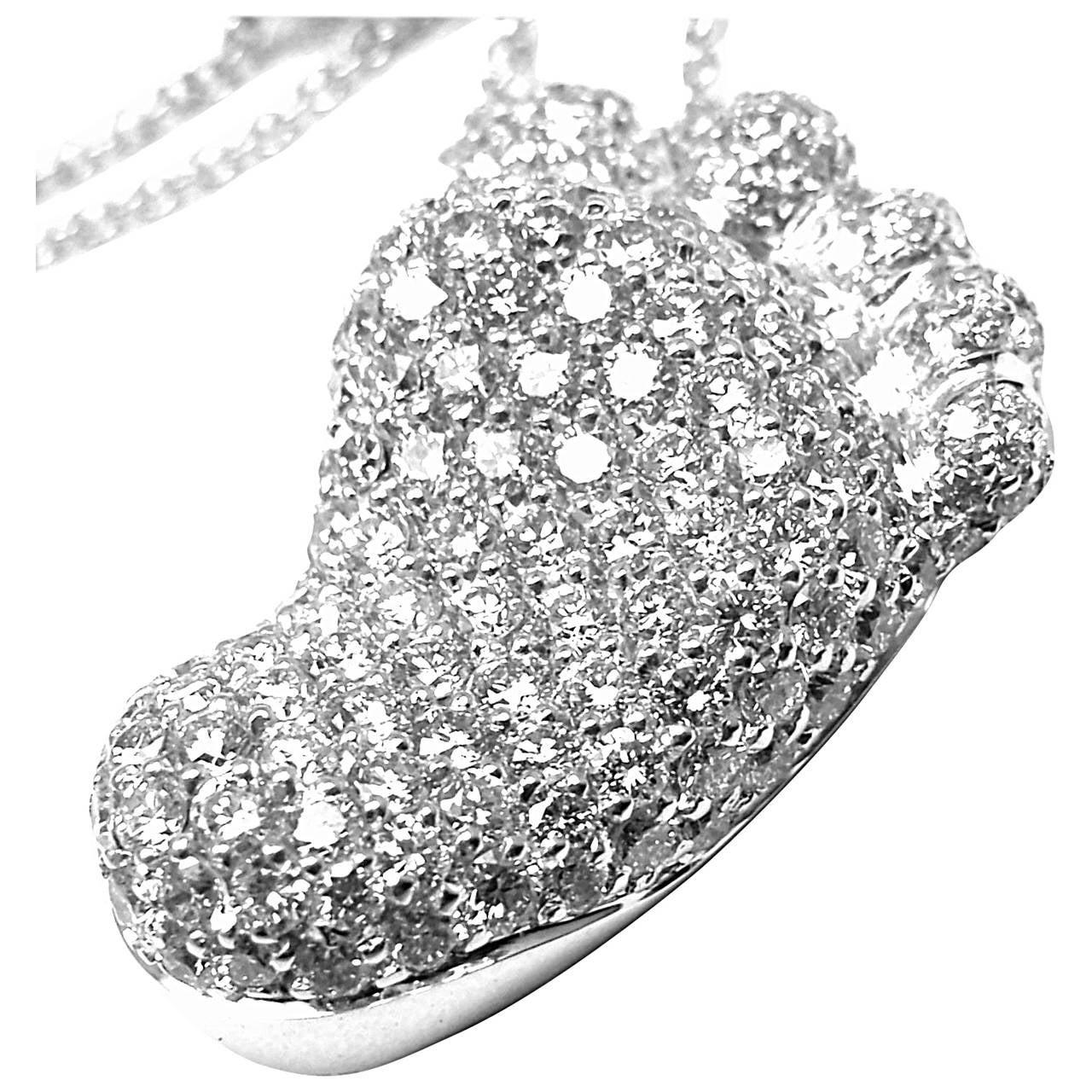 18k White Gold ORME Diamond Foot Pendant Necklace by Pasquale Bruni. 
With Round brilliant cut diamonds total weight approx. 2.6ct 
This necklace comes with Box and Certificate of authenticity.
Retail Price: $26,280
Details:
Length: 22