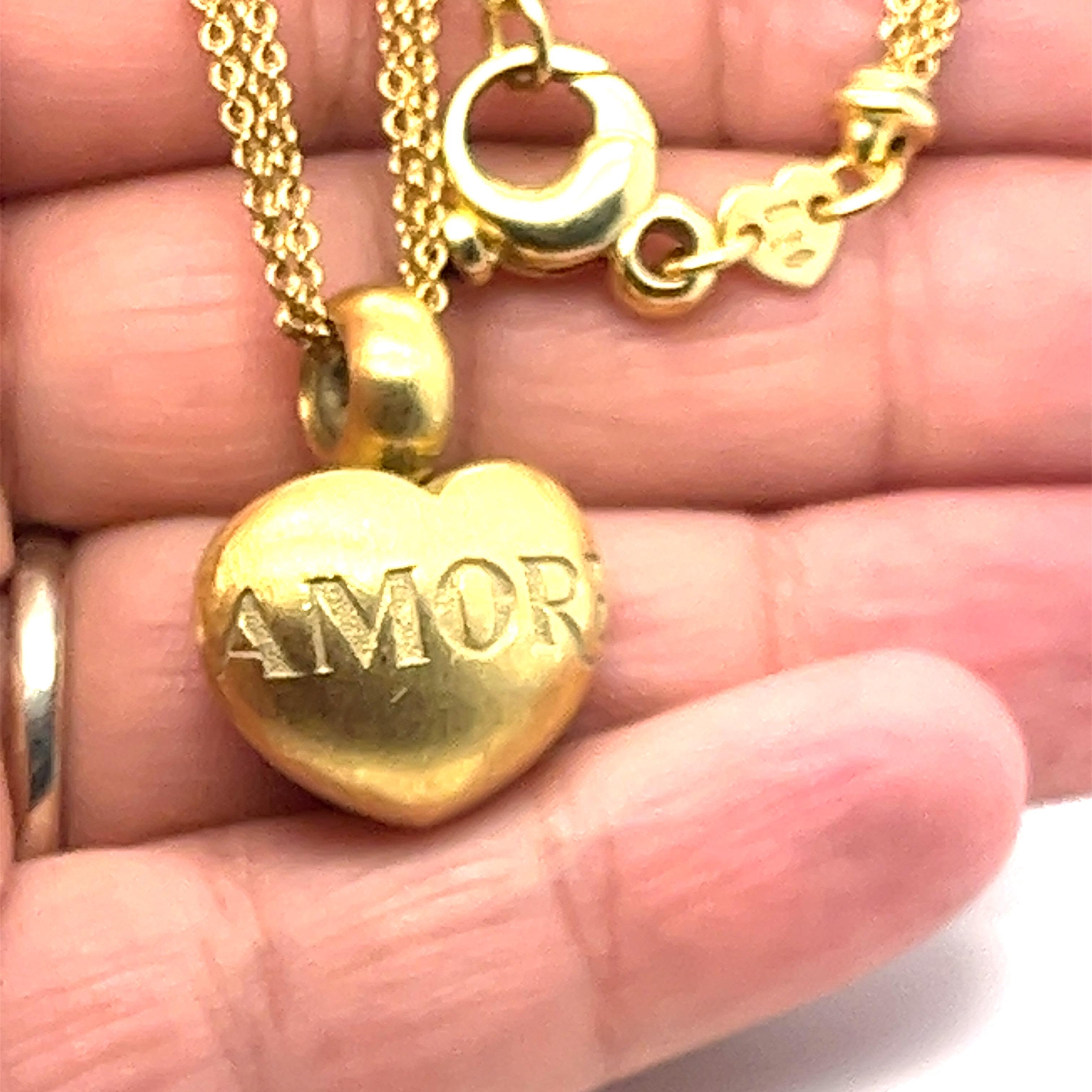 Pasquale Bruni Puffed Heart Amore Anhänger an Dreifachkette Halskette, 18 Karat Gold 4