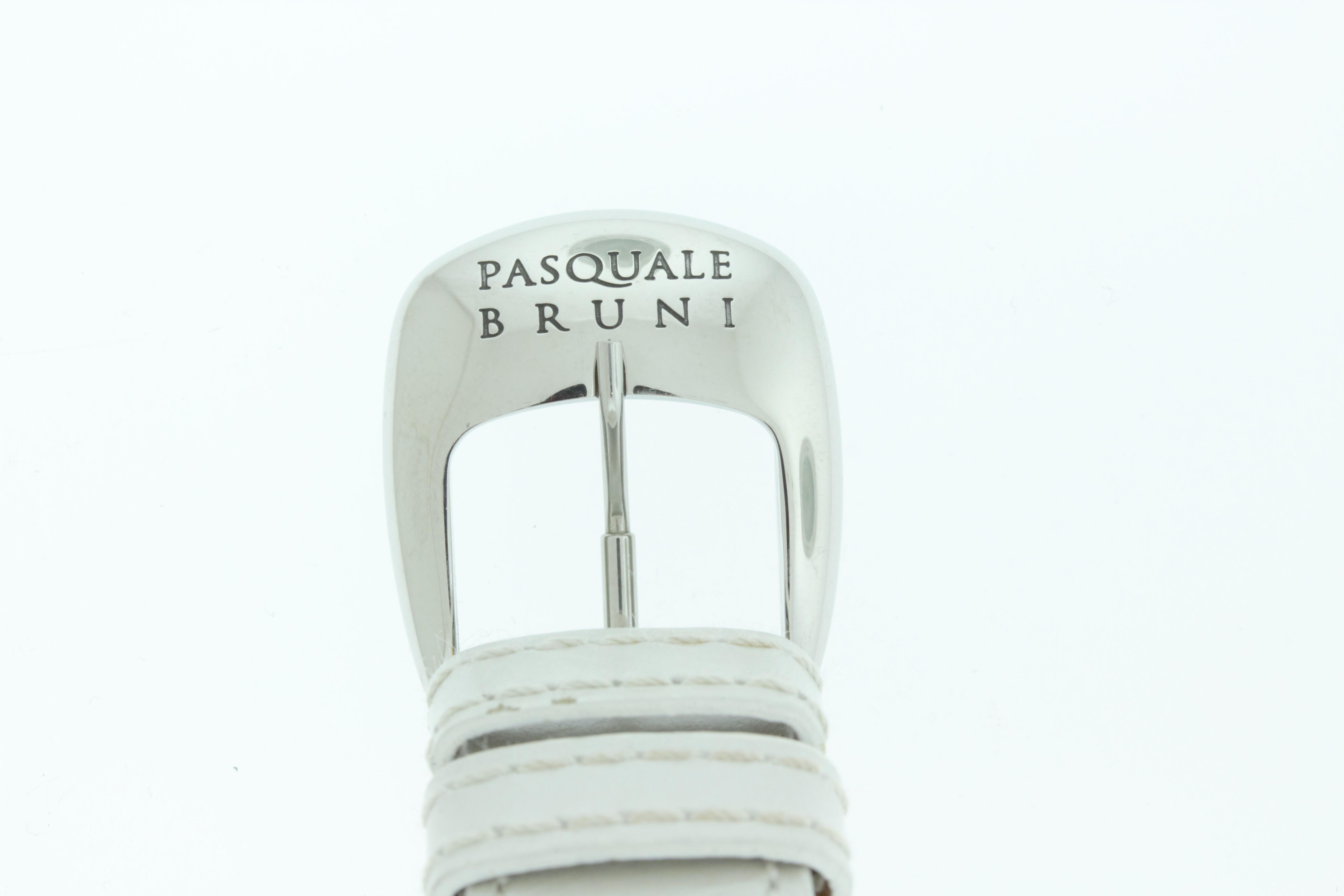 Pasquale Bruni Montre pour femme en acier inoxydable avec marqueur de diamants Bon état - En vente à New York, NY