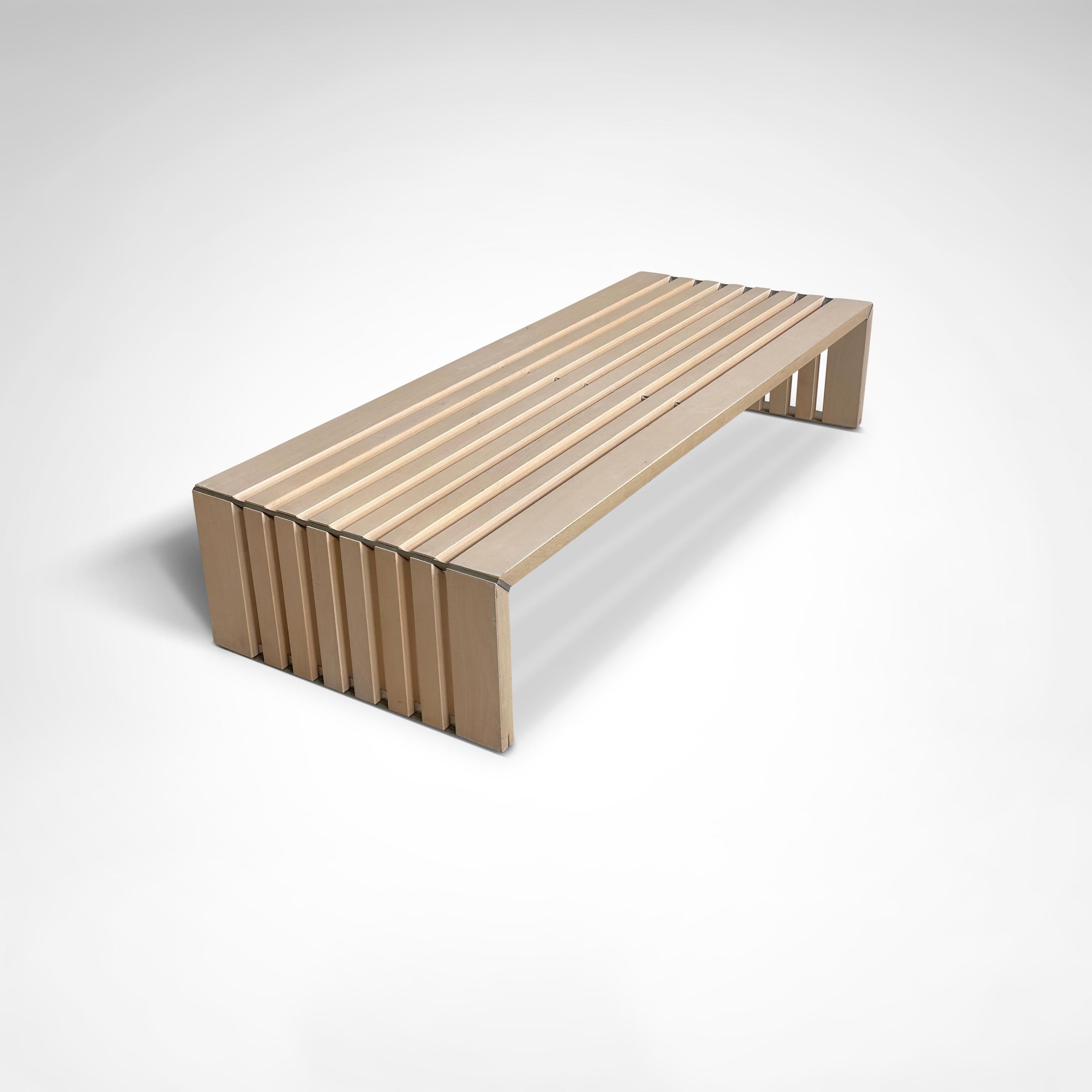 Passe Partout slatted ash bench by Walter Antonis for Arspect 1970s In Good Condition For Sale In Sas van Gent, NL