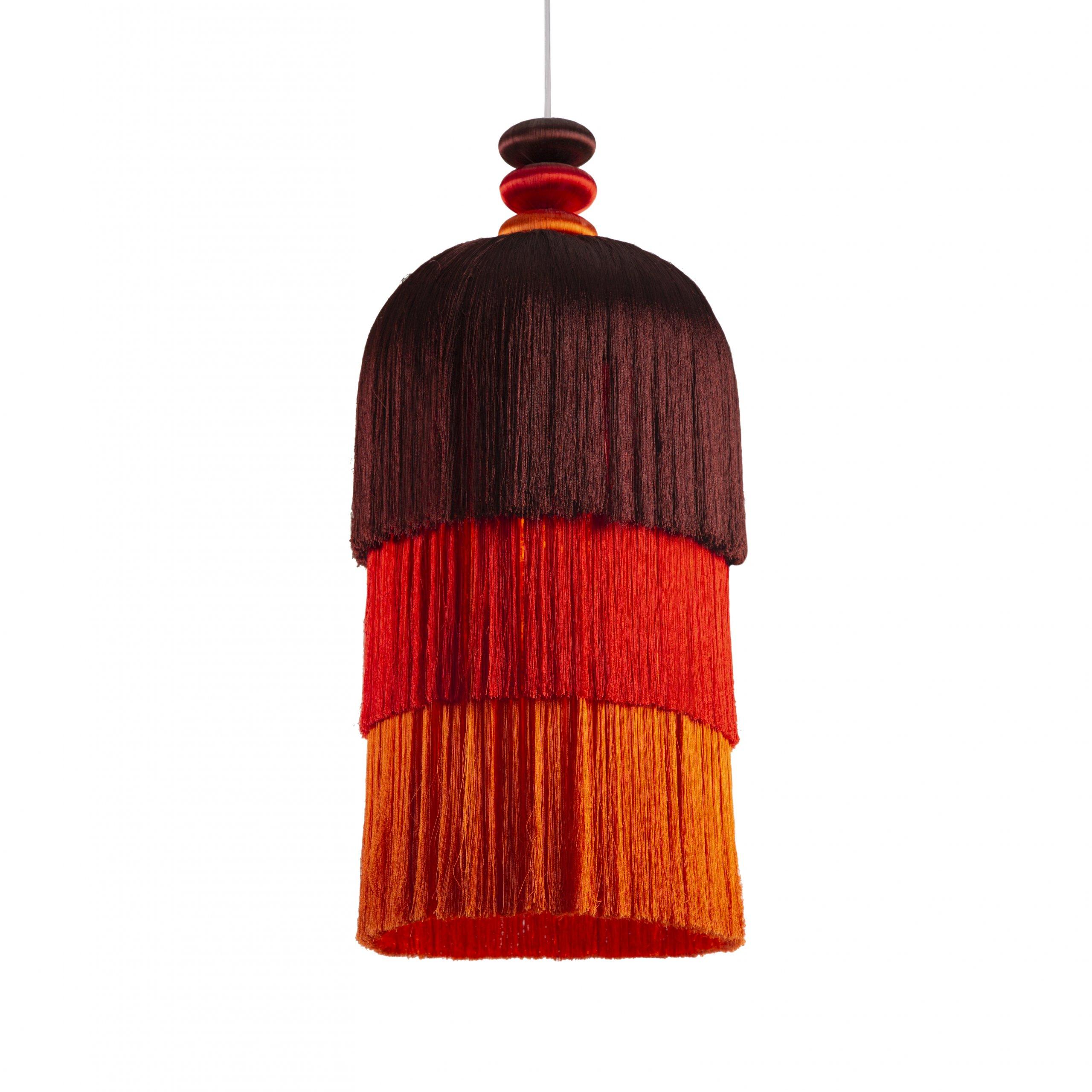 XXI secolo e contemporaneo Passementerie artigianale con frange e nappe a sospensione - Grande in vendita