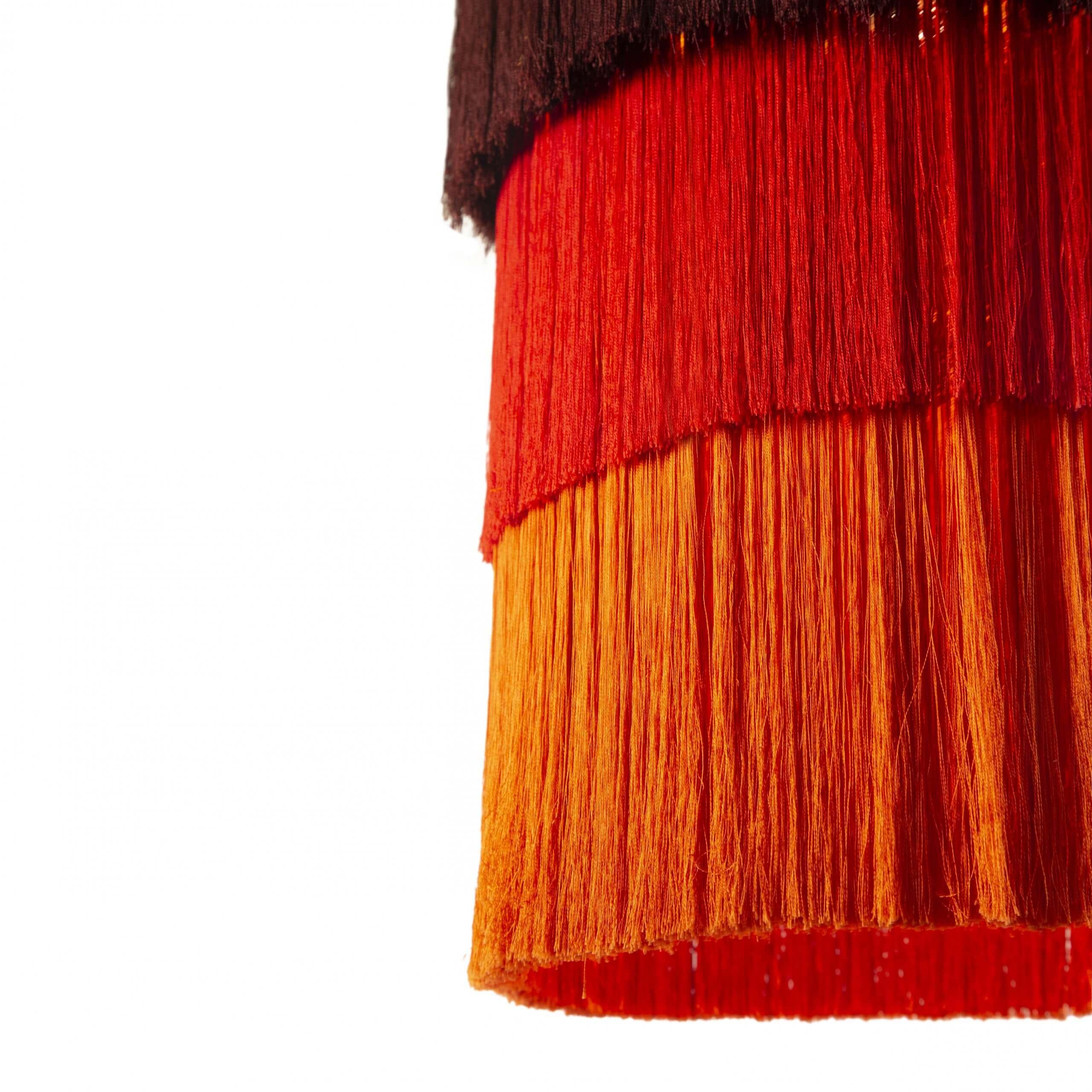 Filo Passementerie artigianale con frange e nappe a sospensione - Grande in vendita