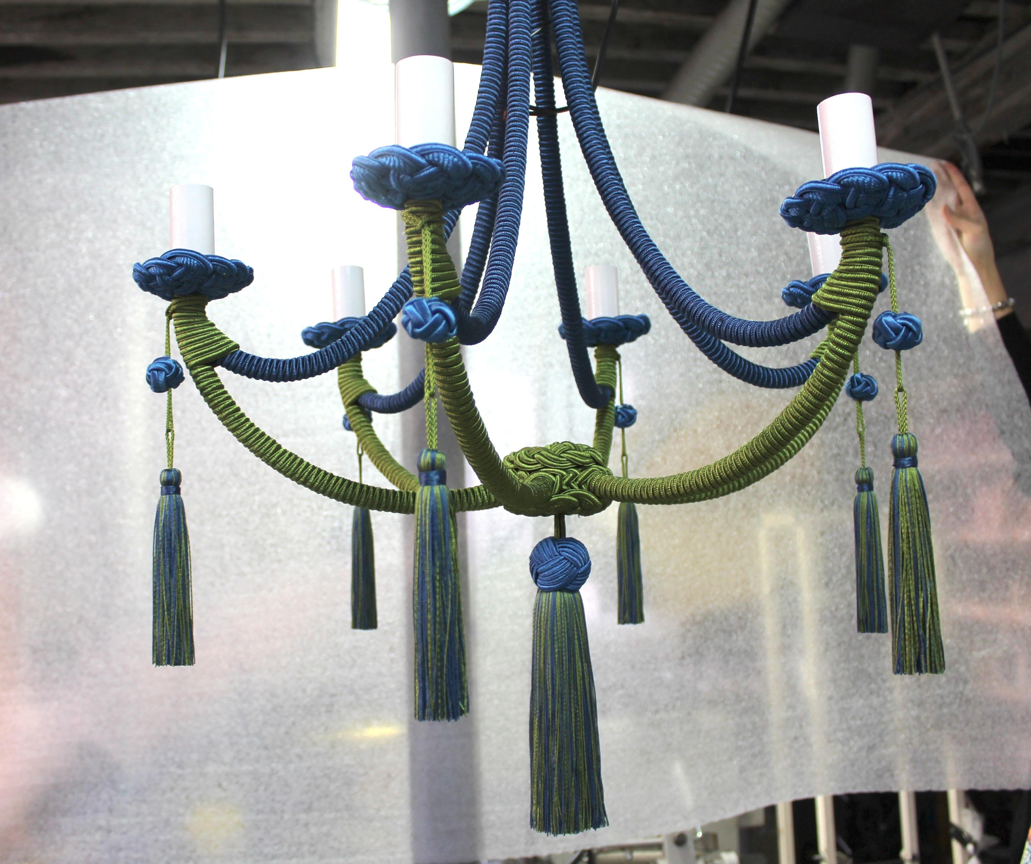 Lampadario avvolto Passementerie, corde di seta In condizioni Nuovo in vendita a Ballard, CA