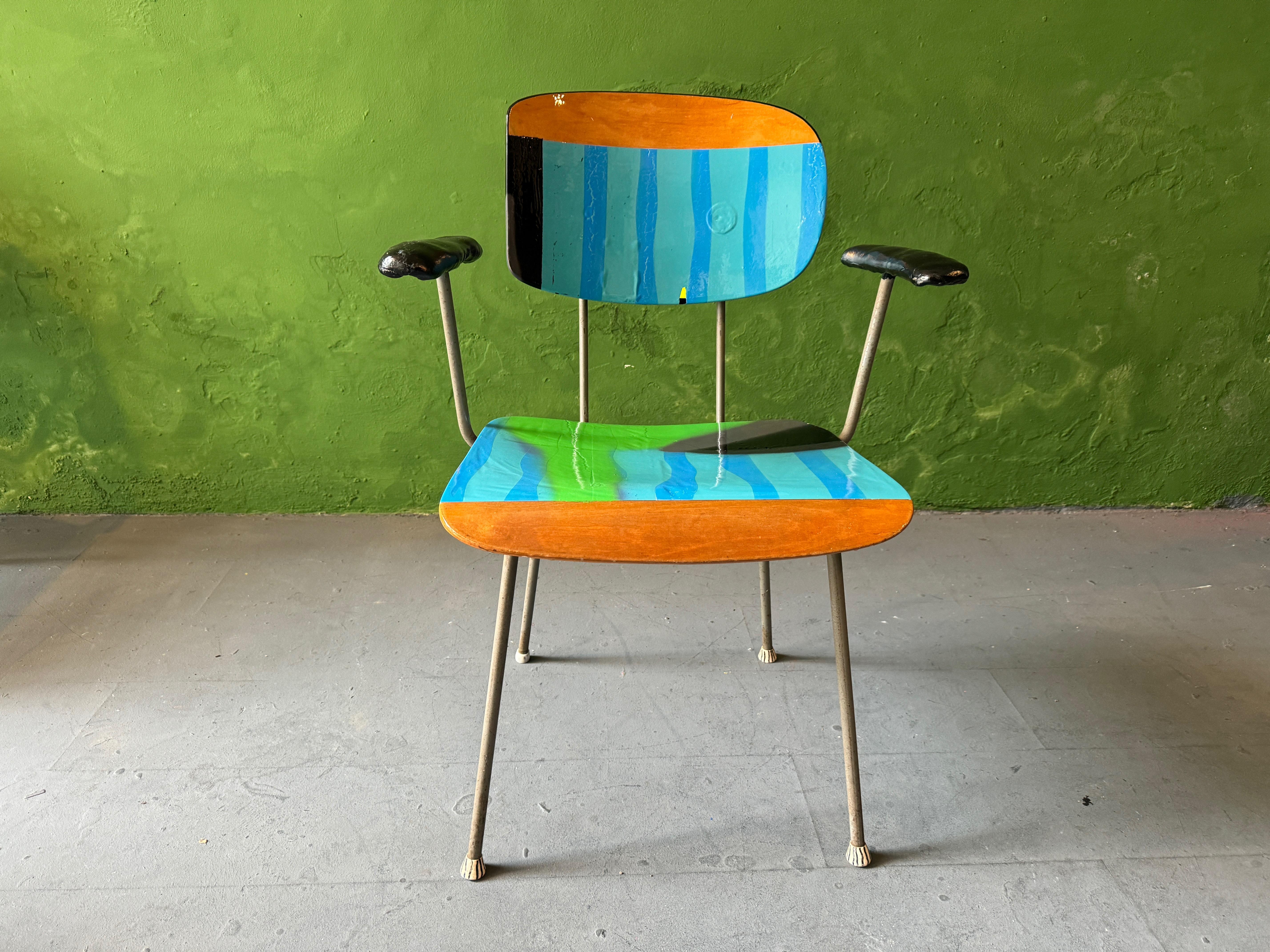 Past Forges Future Wim Rietveld Sessel von Markus Friedrich Staab im Zustand „Neu“ im Angebot in Geneve, CH
