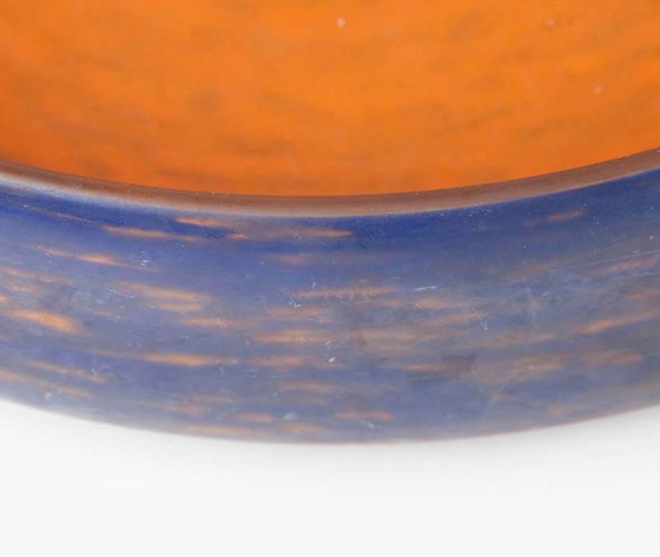 20ième siècle Bol rond en verre pâteté de Delatte Nancy, France, 1930