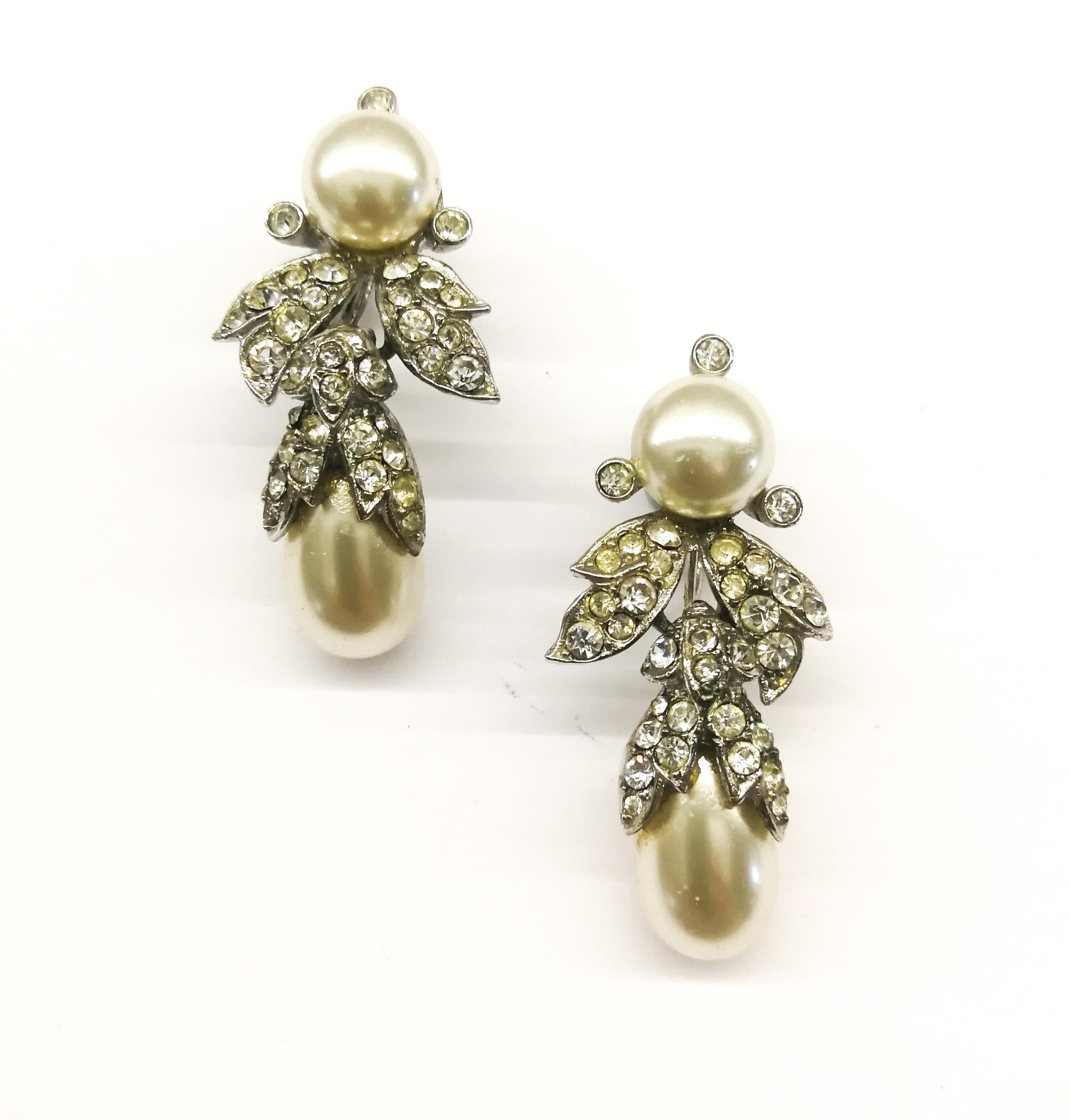 Simple and classic paste and pearl drop earrings, made by Michel Maer for Christian Dior, in the early 1950s, a small token of vintage Christian Dior heritage. Earrings such as these are great to highlight a casual look or add a certain