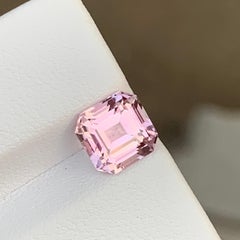 Gema de turmalina natural de color rosa melocotón pastel para anillos y colgantes