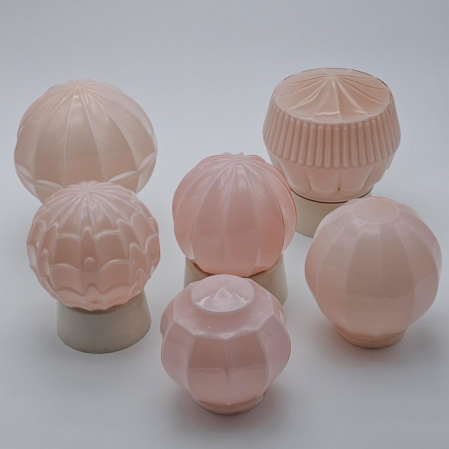 Art Deco Pastel coloured Thabur lights, Bakelite pressed glass, Netherlands, 1930 For Sale