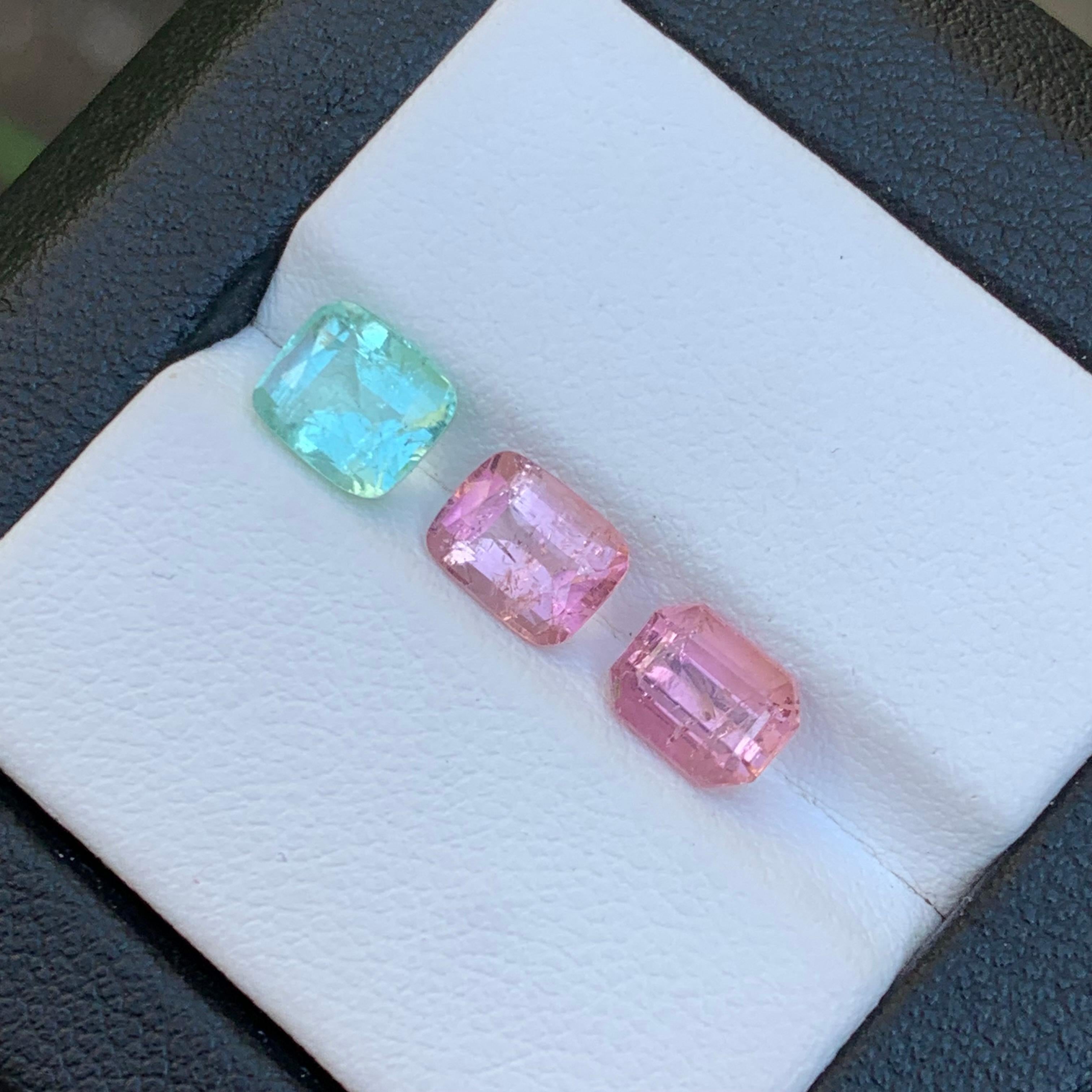 Gemas sueltas de turmalina natural verde y rosa pastel Lote 3,65 ct talla cojín en venta 4