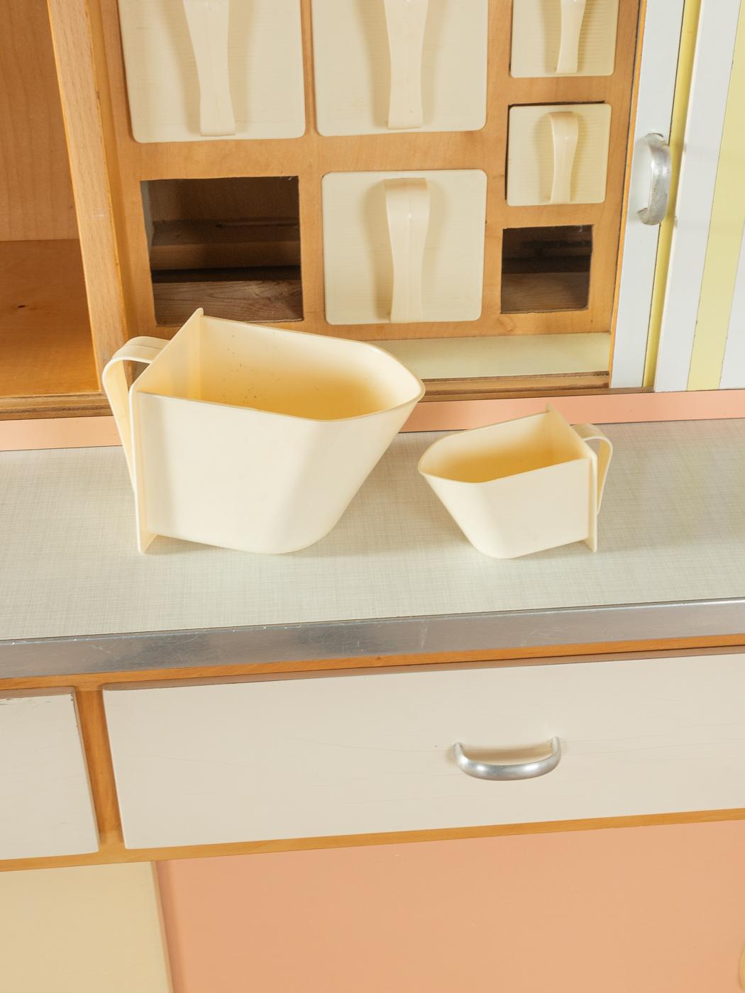 Pastel Kitchen Cabinet, 1950s Vintage For Sale 2