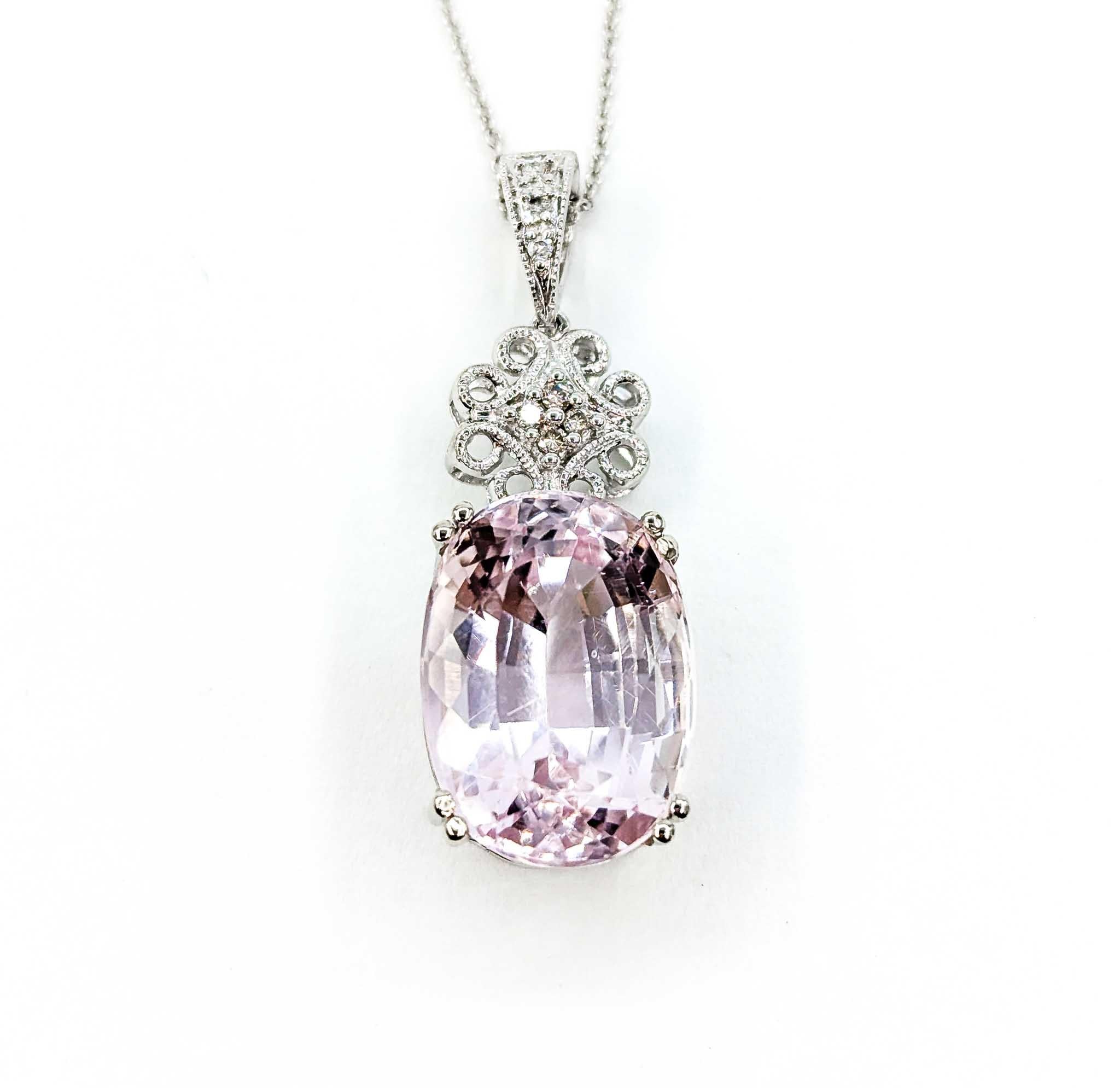 Pastel Lavender Morganite & Diamond Pendant Necklace in White Gold For Sale 6