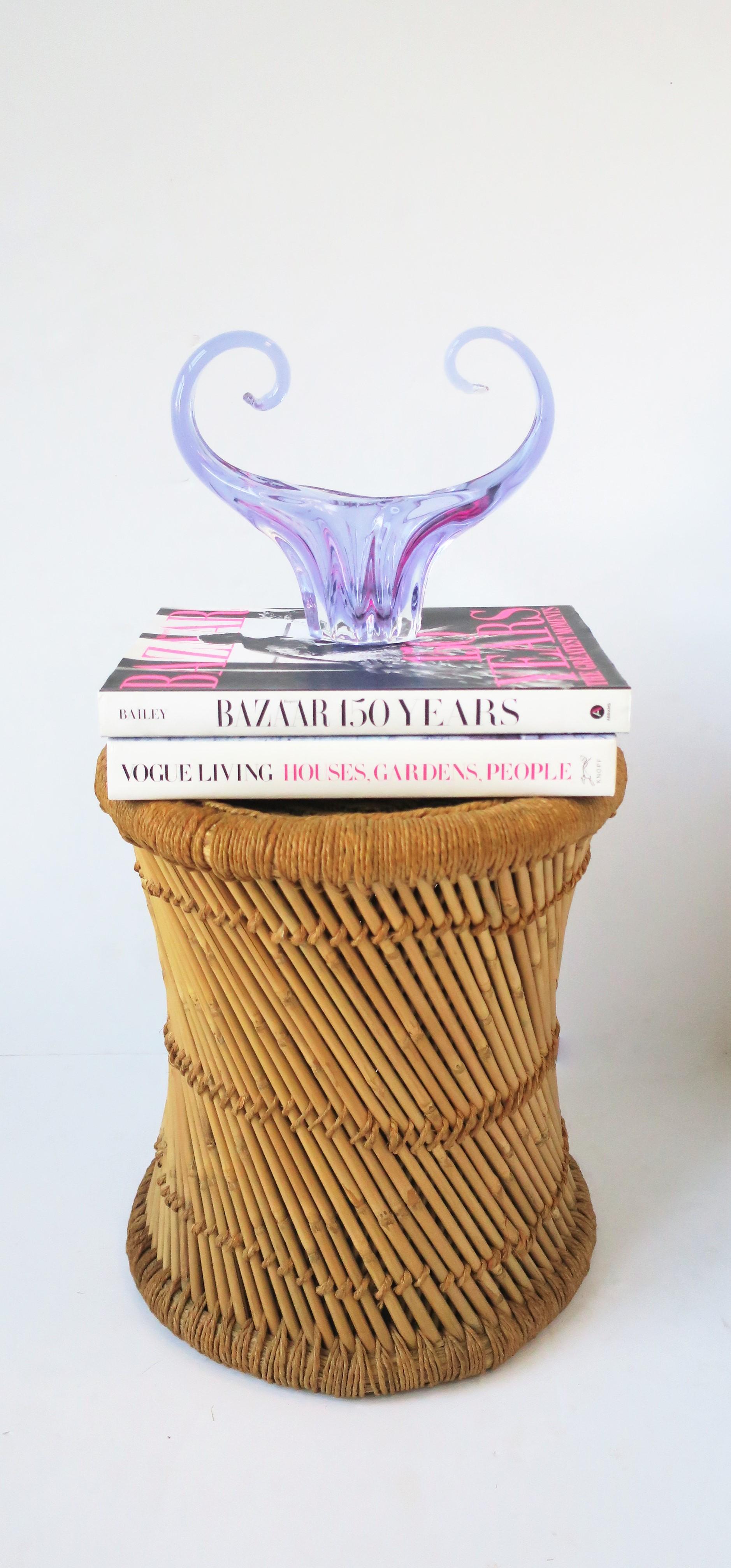 20th Century Pastel Lavender Purple Art Glass Bowl For Sale