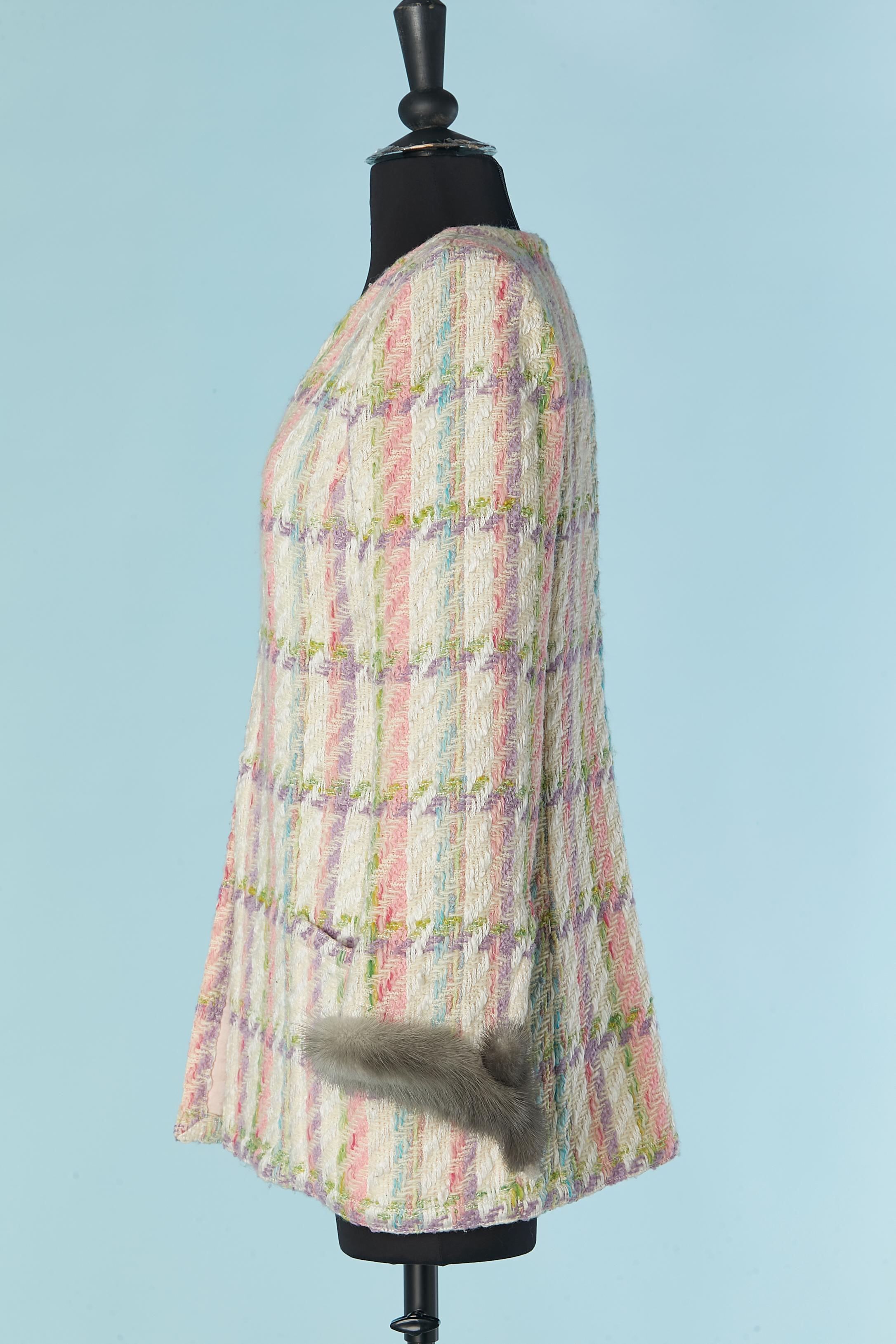 Veste en tweed pastel avec manches de vison VALENTINO Boutique en vente 1