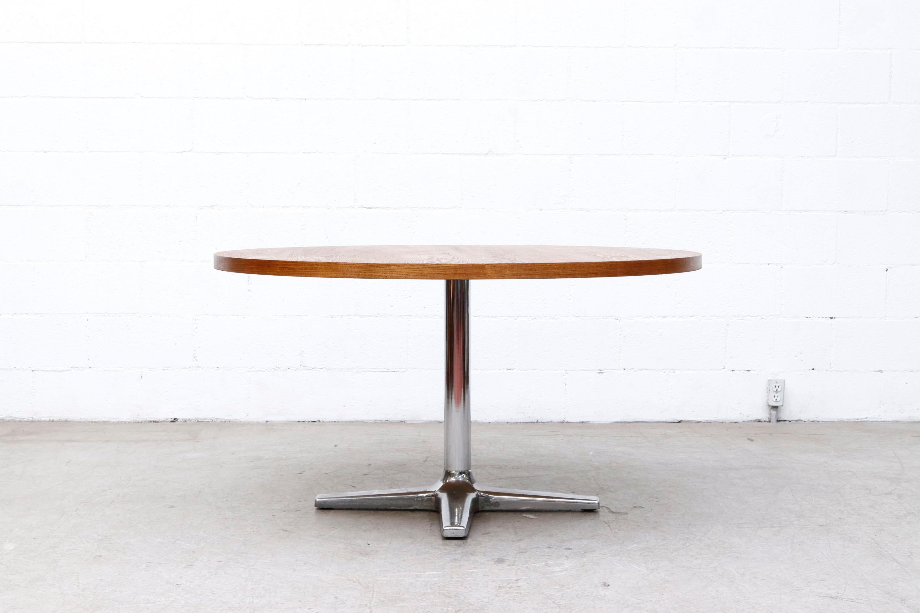 Dutch Pastoe 1970's Round Oak Dining or Center Table with Chrome Pedestal Base For Sale