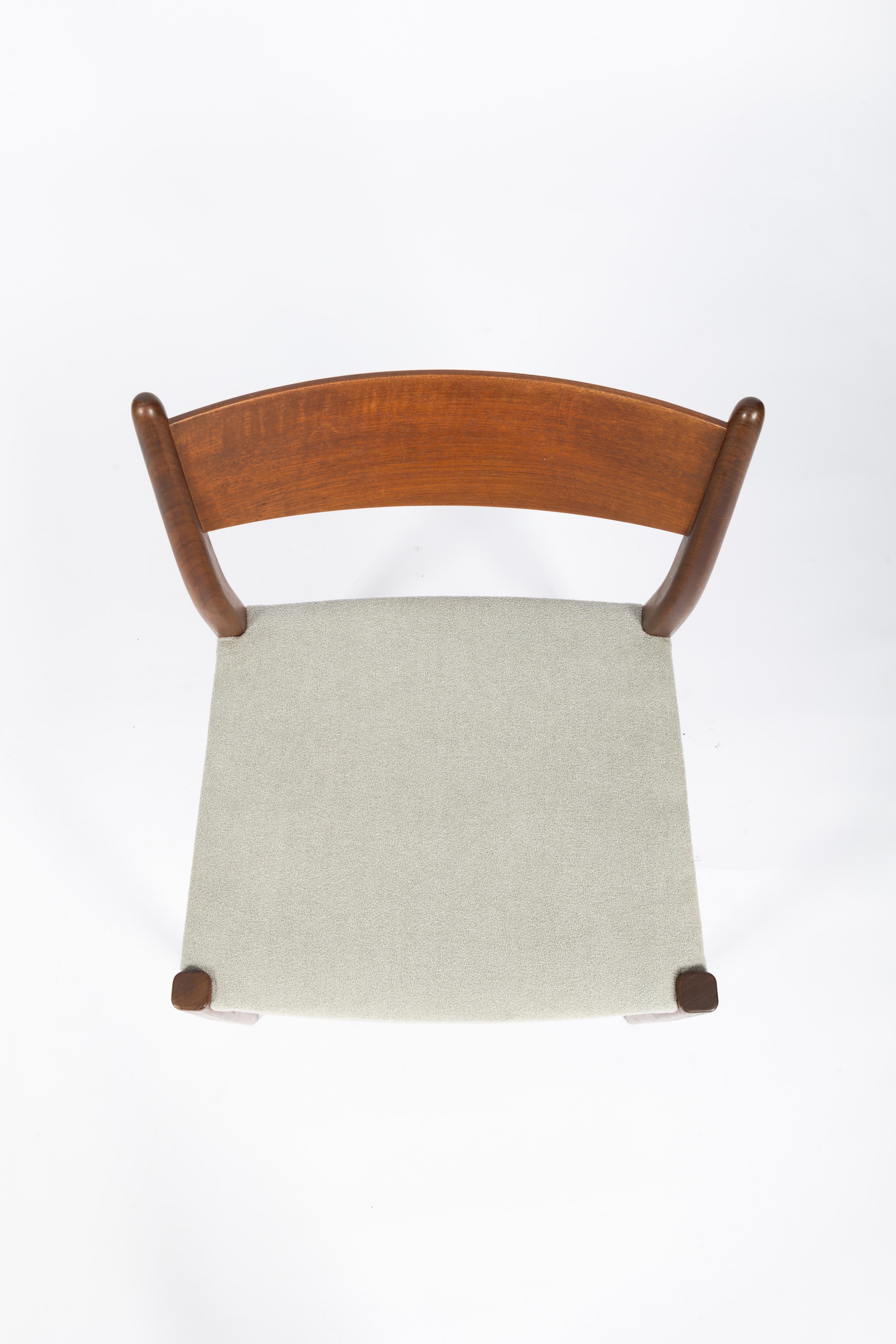 Pastoe: 6 mid-century teak chairs by Cees Braakman, reupholstered For Sale 5