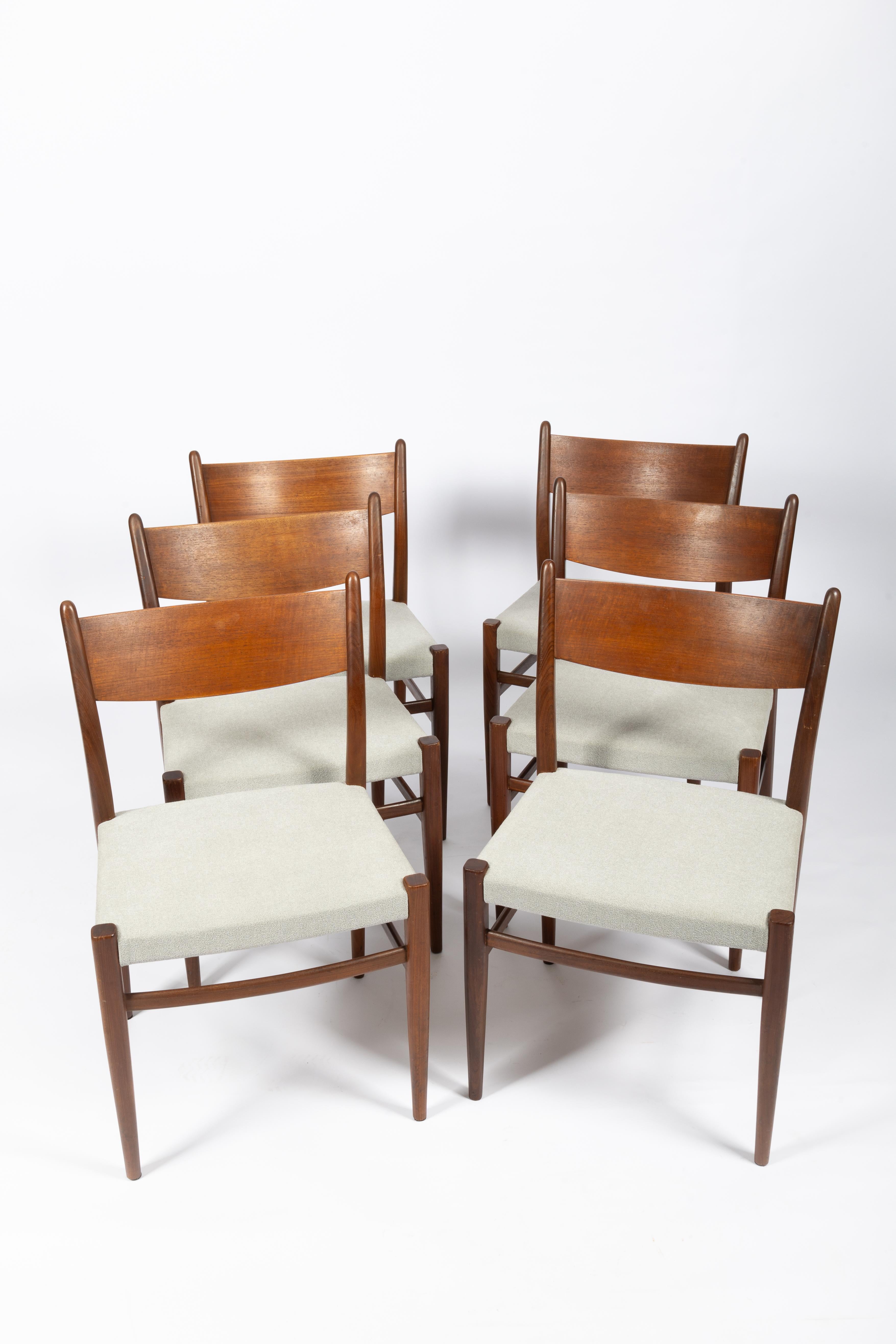 Mid-Century Modern Pastoe: 6 mid-century teak chairs by Cees Braakman, reupholstered For Sale
