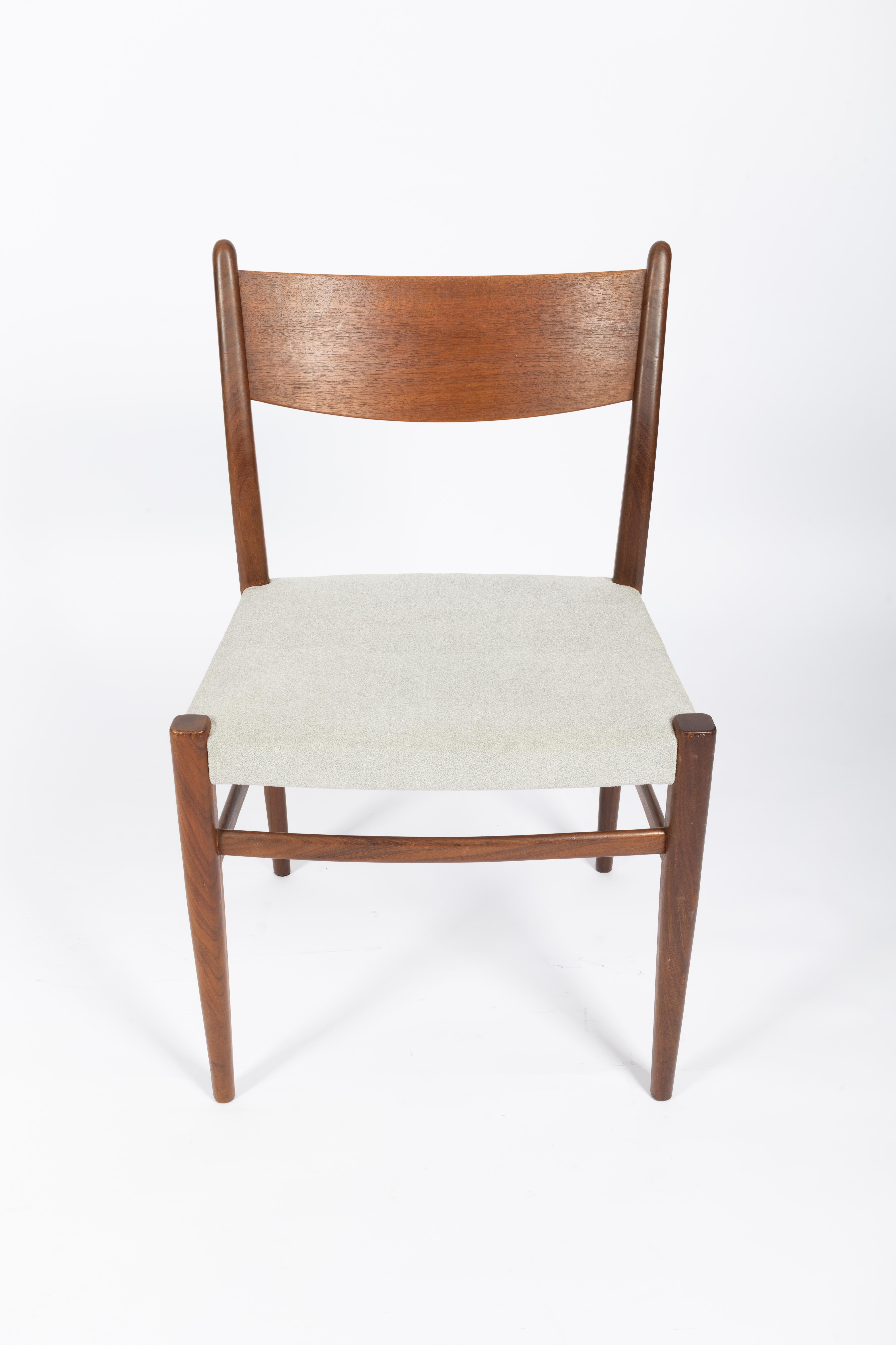 Pastoe: 6 mid-century teak chairs by Cees Braakman, reupholstered For Sale 1