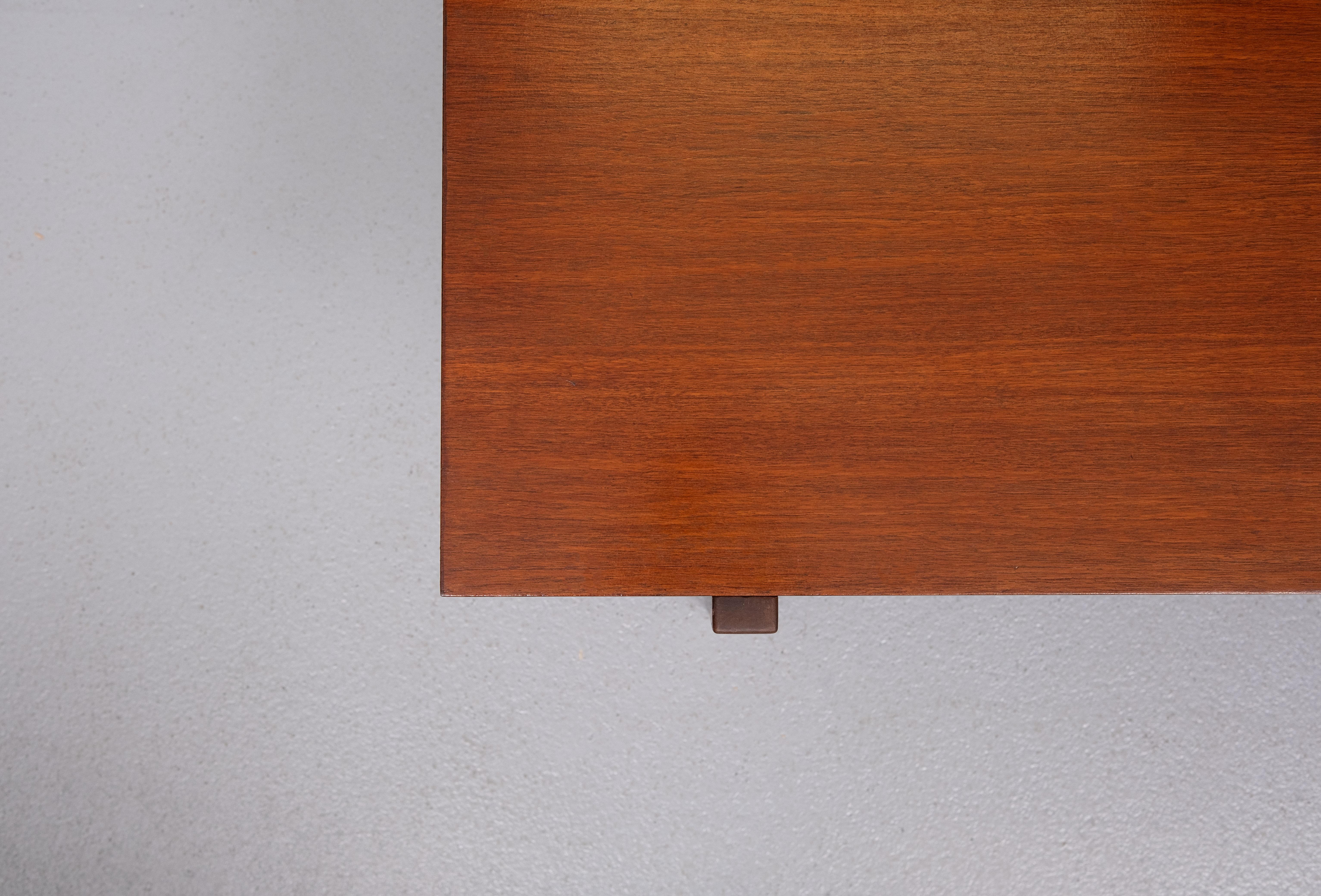 Table basse Pastoe  Modèle TH08 de van Cees Braakman  1960s Bon état - En vente à Den Haag, NL