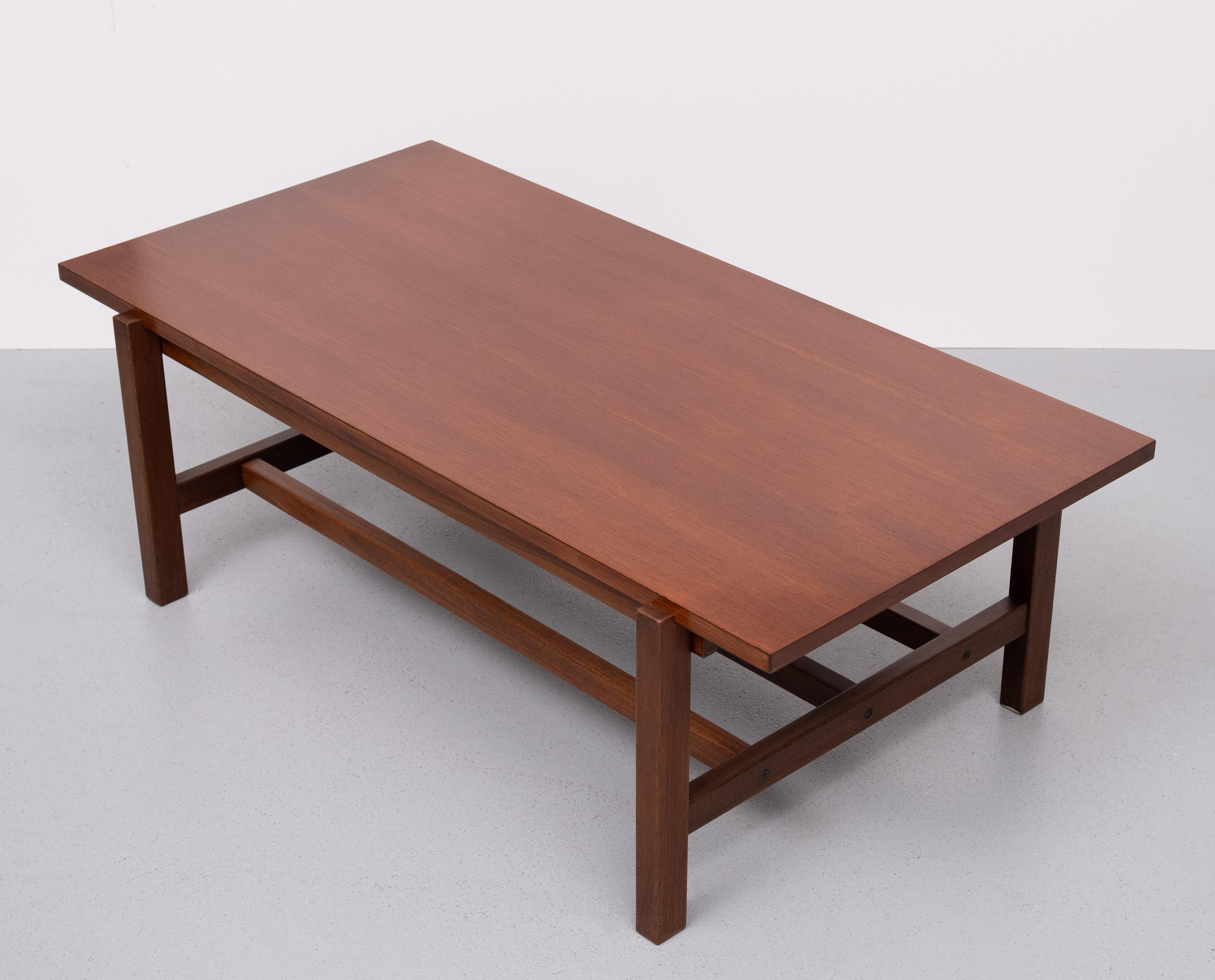 Milieu du XXe siècle Table basse Pastoe  Modèle TH08 de van Cees Braakman  1960s en vente
