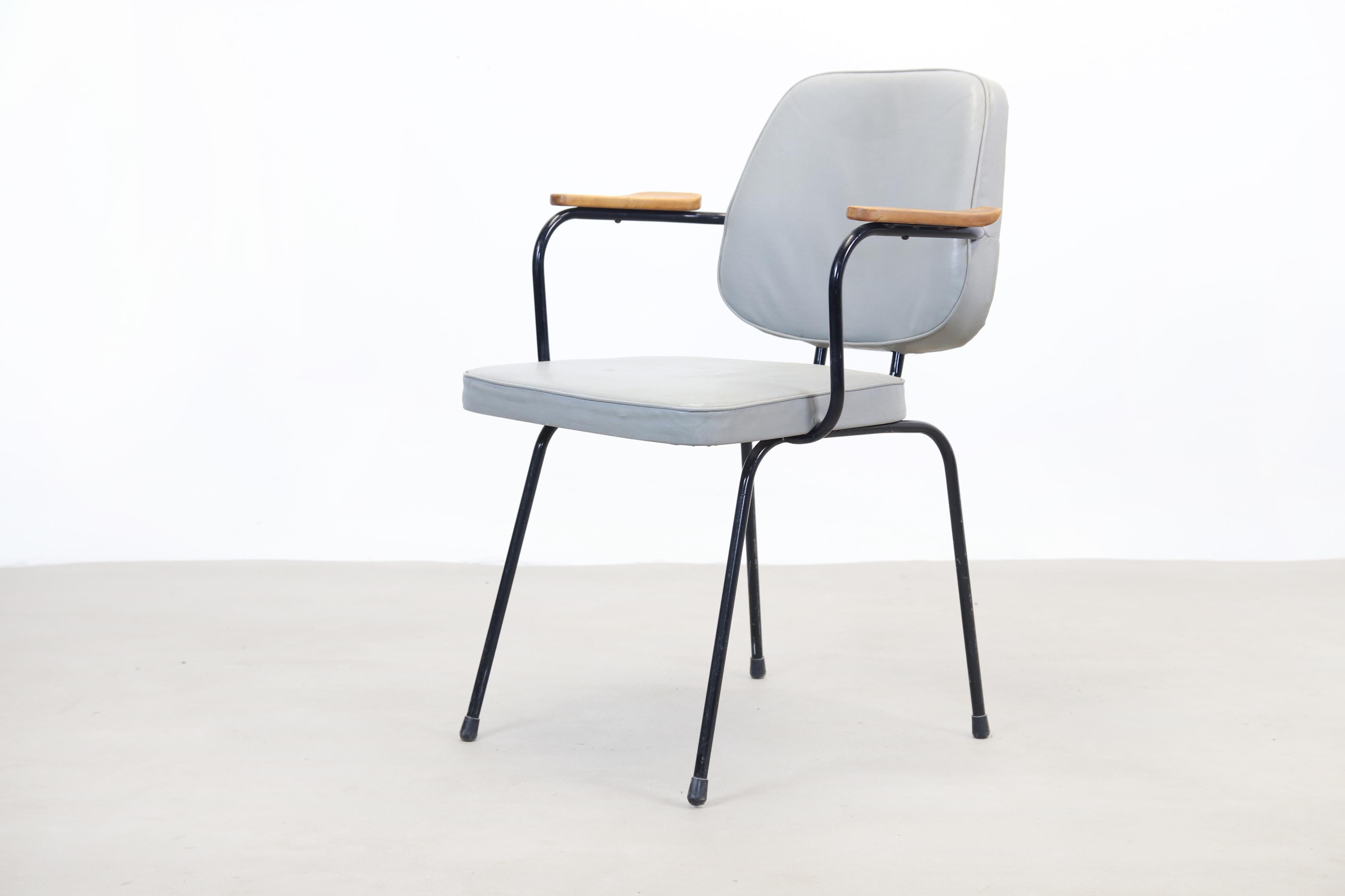 Mid-Century Modern Pastoe FM01 Dutch design Chair by Cees Braakman for Pastoe, 1950's Netherlands