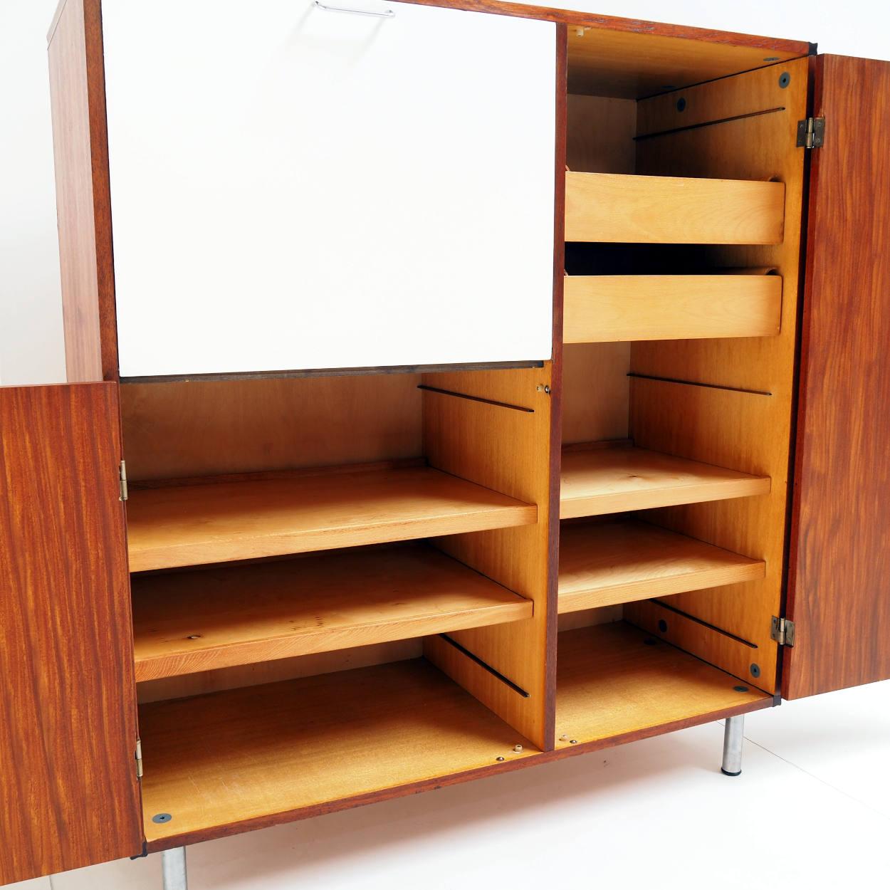 Pastoe ‘Made to Measure’ Bar Cabinet Designed by Cees Braakman For Sale 3
