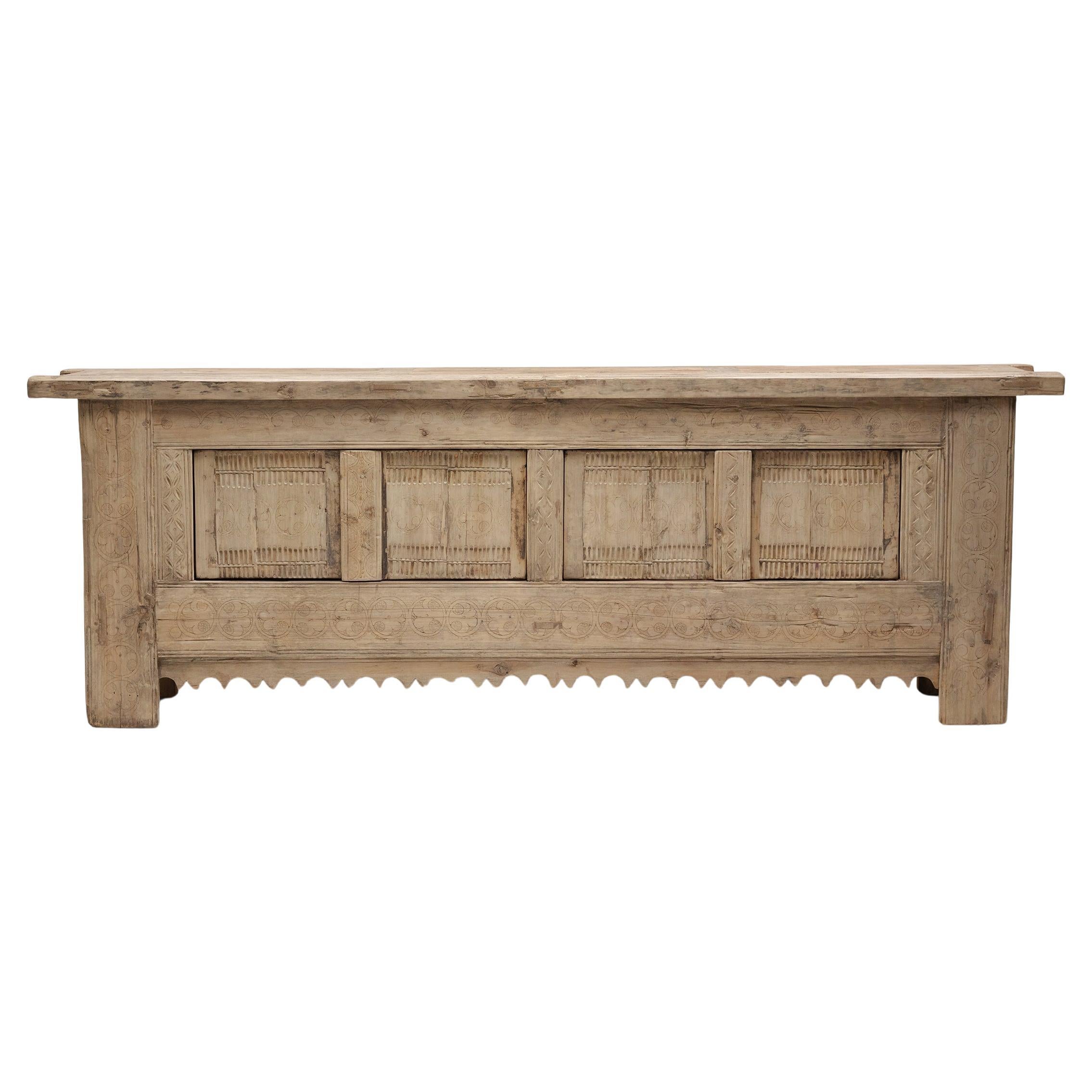 Cofre Pastoral Chino de Cuatro Puertas, c. 1920 en venta