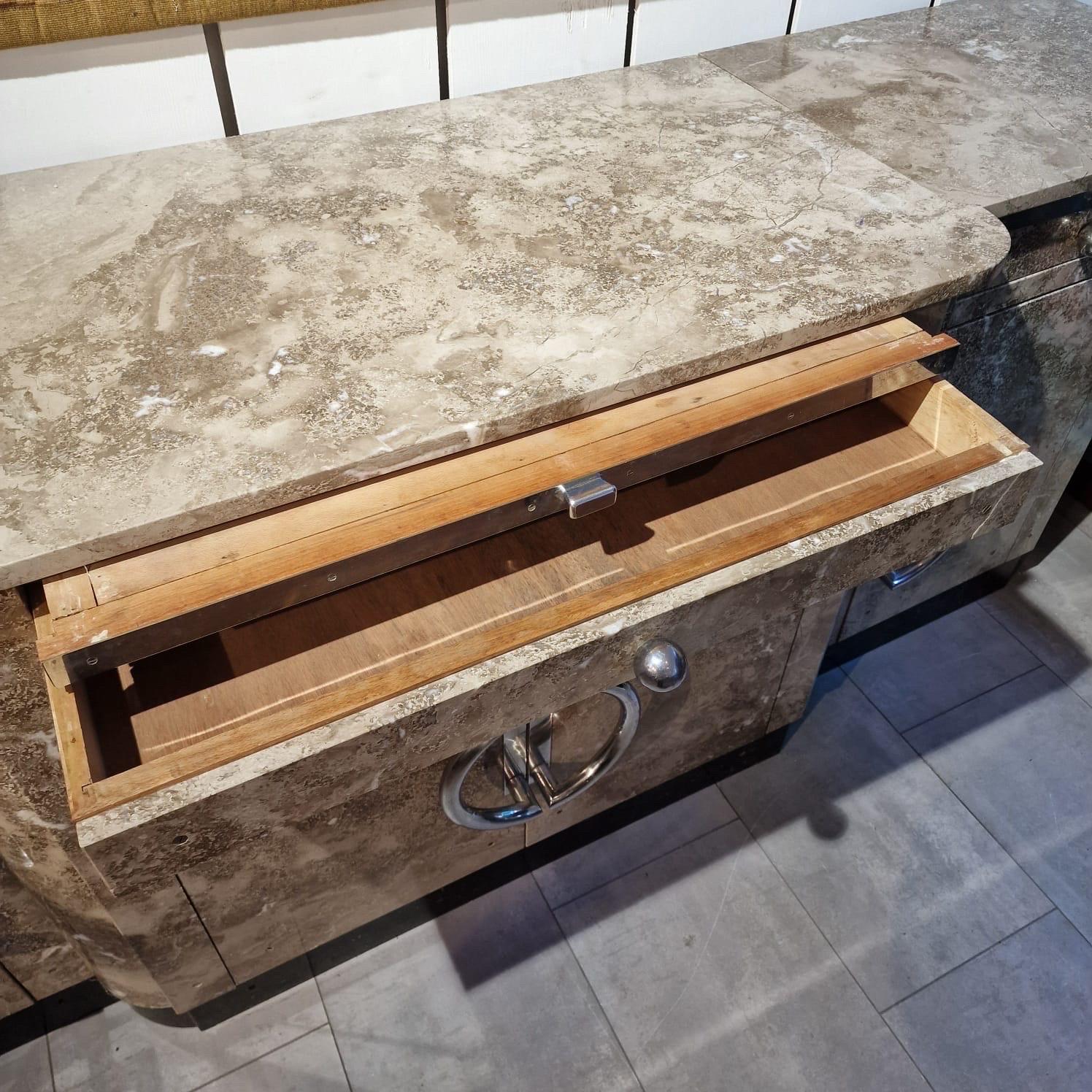 Pastry store marble credenza For Sale 7
