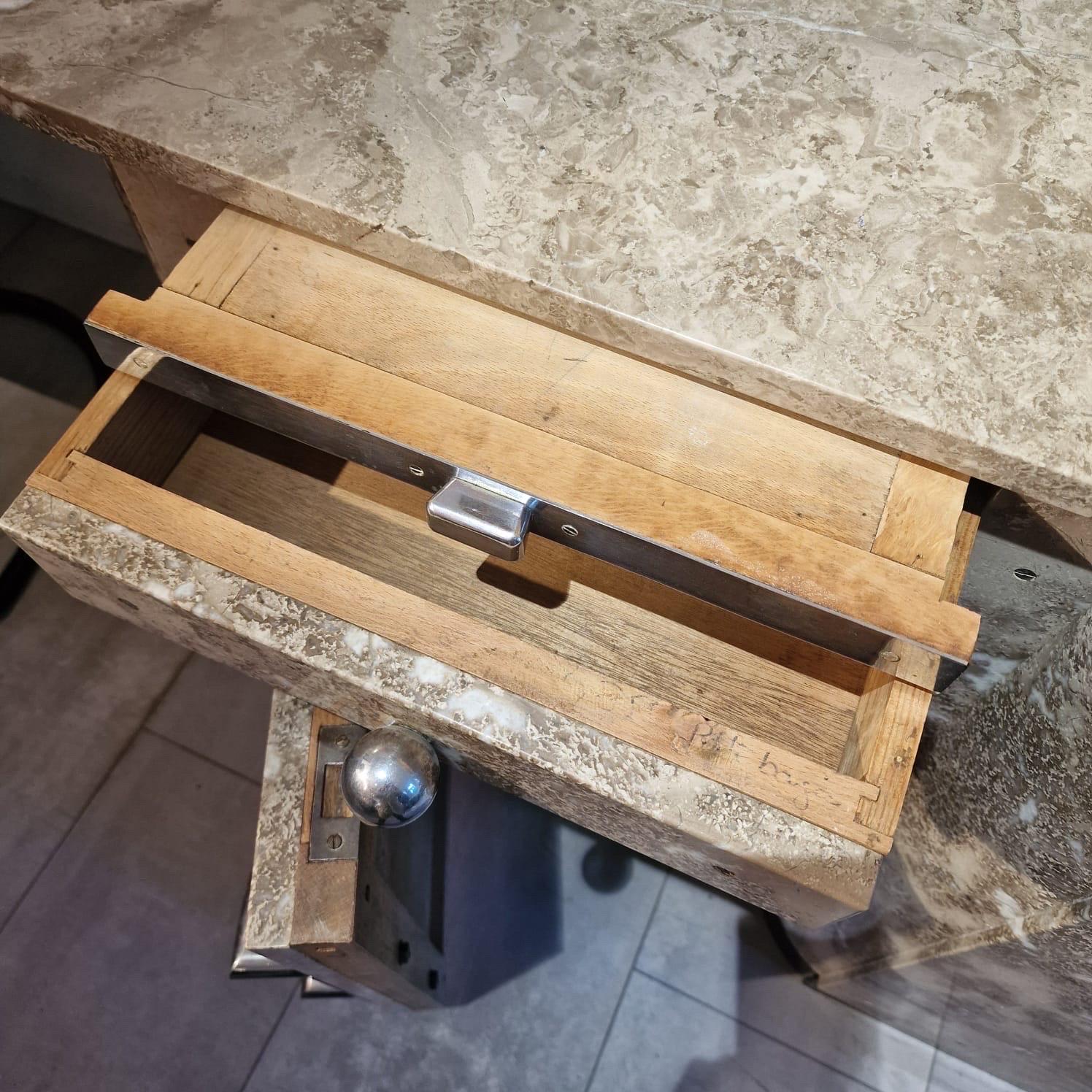 Pastry store marble credenza For Sale 3