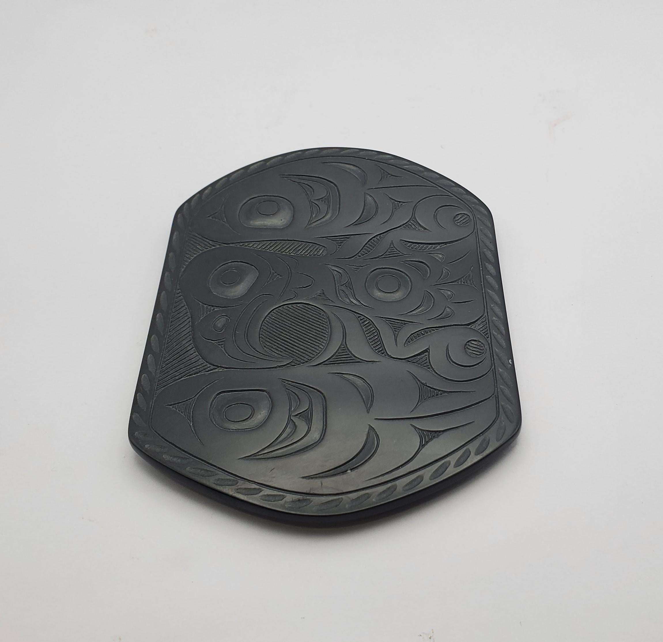 Pat Dixon Signed First Nations Carved Argillite Tray In Good Condition For Sale In Pittsburgh, PA