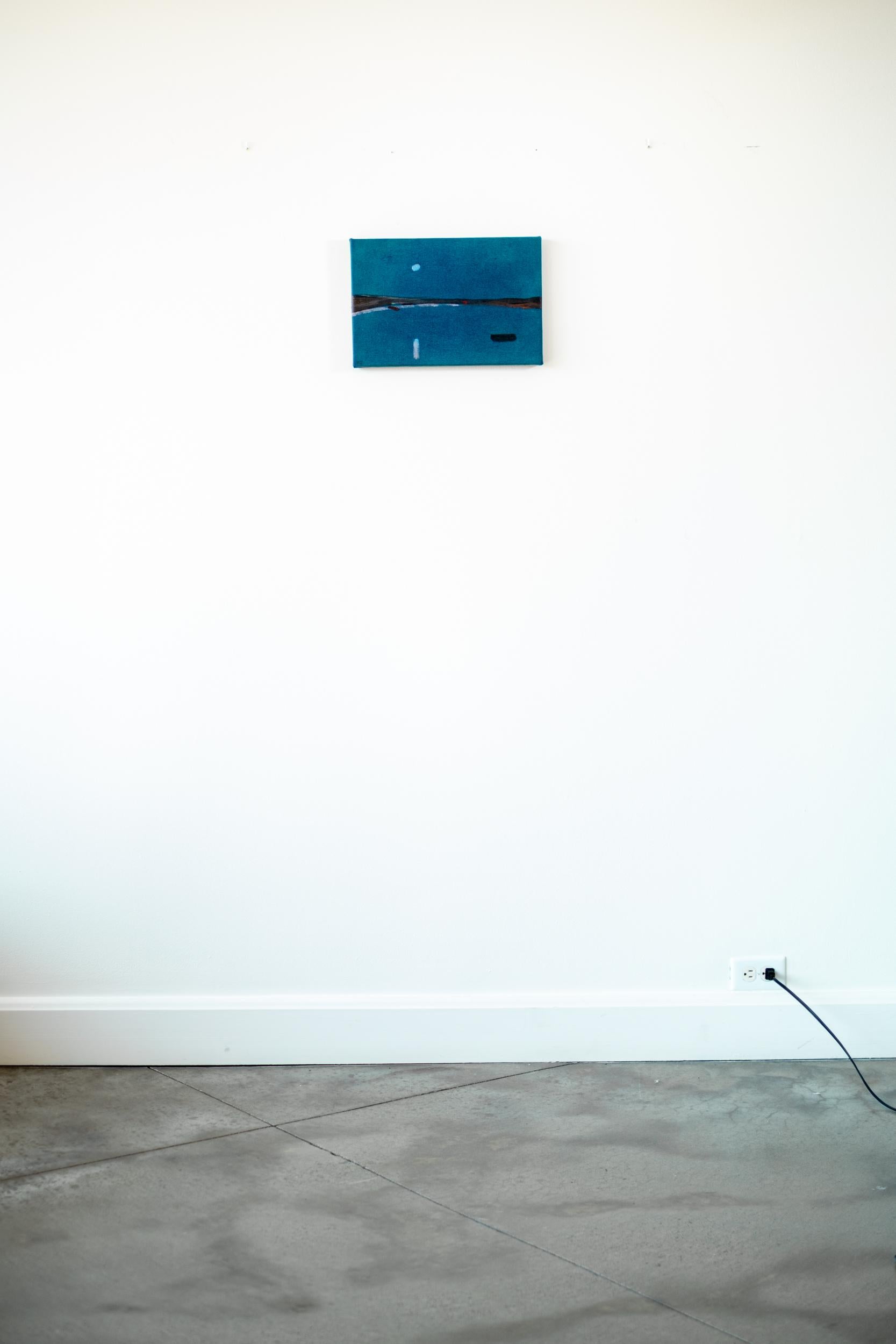 Seeufer: Graphite Blue - zeitgenössisch, minimalistisch, Landschaft, Acryl auf Leinwand (Zeitgenössisch), Painting, von Pat Service