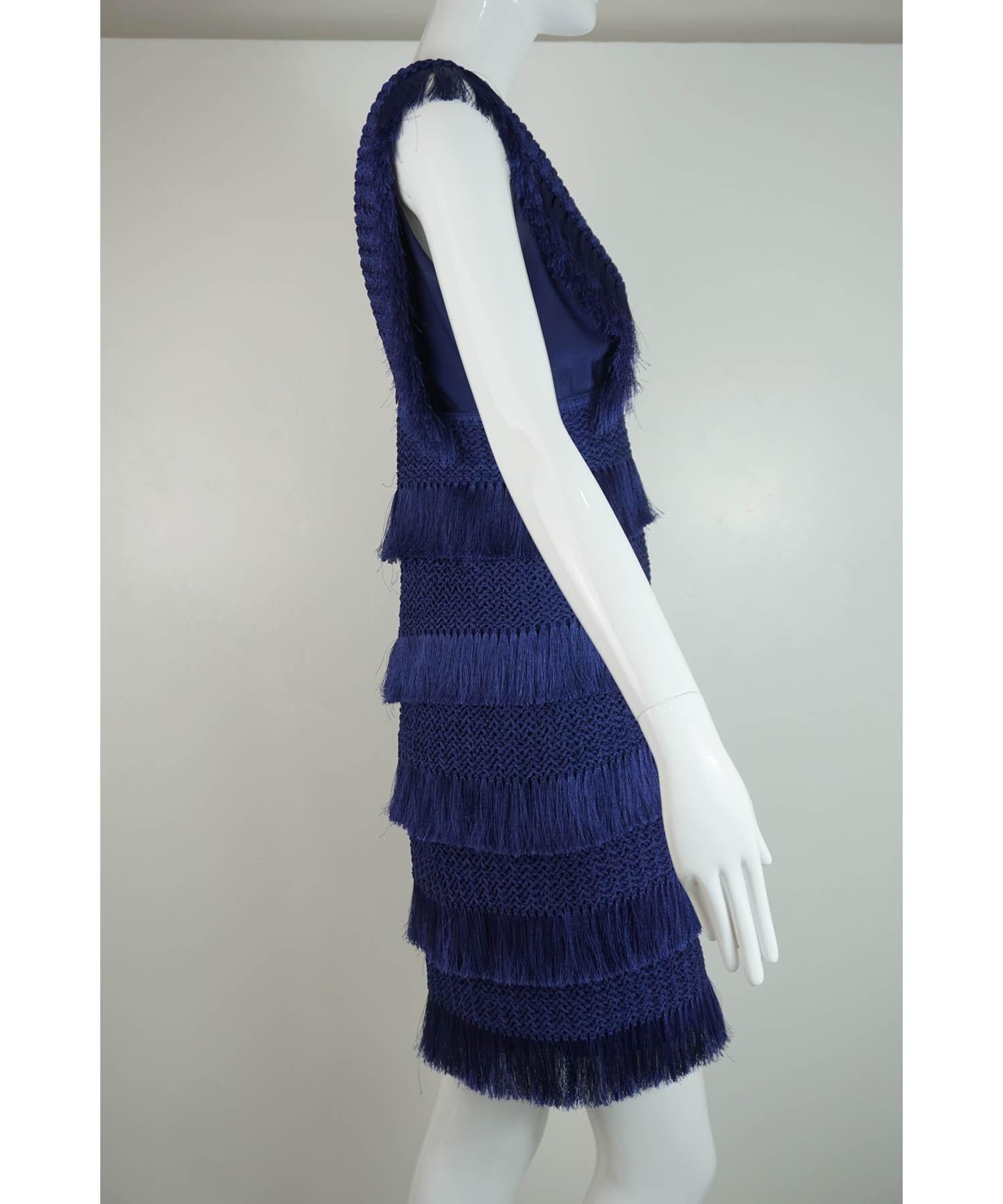 PatBo Crochet Fringe V Neck Mini Dress Sz 6 In Excellent Condition For Sale In Carmel, CA
