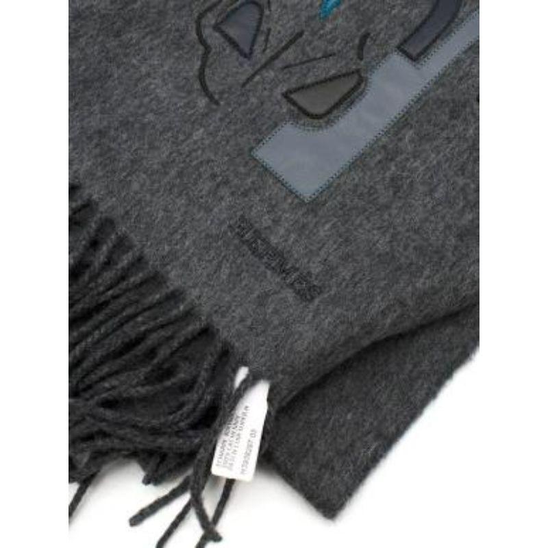 Patch Cuir Super H muffler grey cashmere scarf For Sale 1