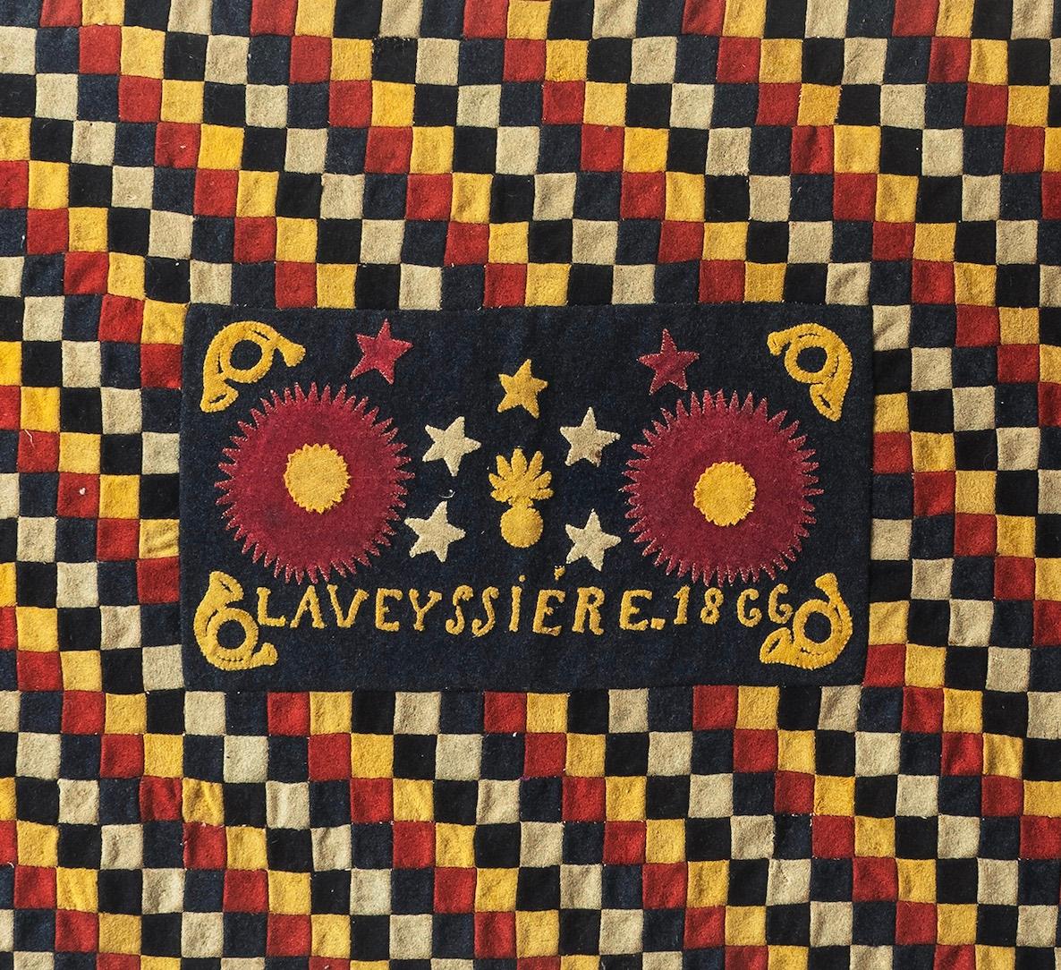 Patchwork-Armee-Stoff aus Militäruniform/Kriegerzeit- Steppdecken, Frankreich 1866 im Zustand „Gut“ im Angebot in London, GB