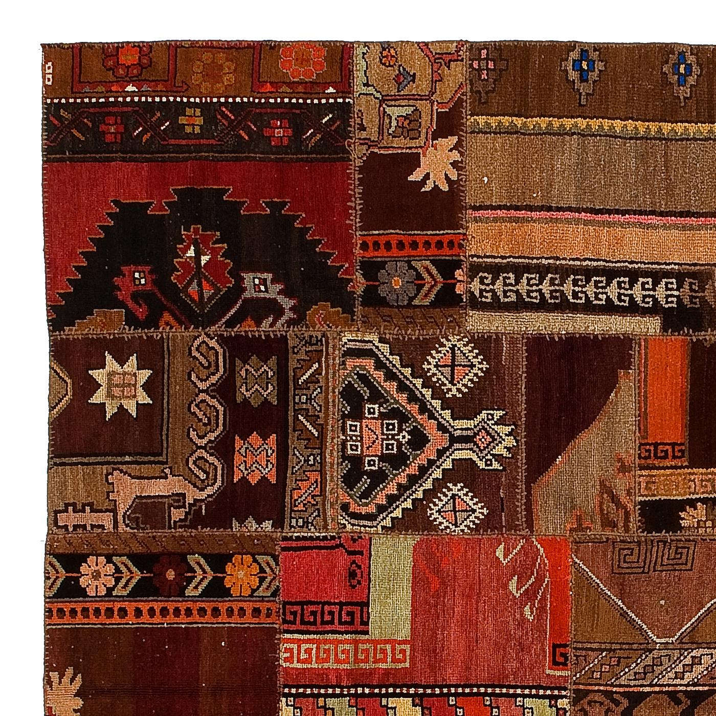 Part of the Patchwork collection, this carpet is a one-of-a-kind piece of floor decoration that will enrich any decor and it will bring a dynamic decorative pattern to any room. Its surface is made of several pieces of vintage carpets that were cut