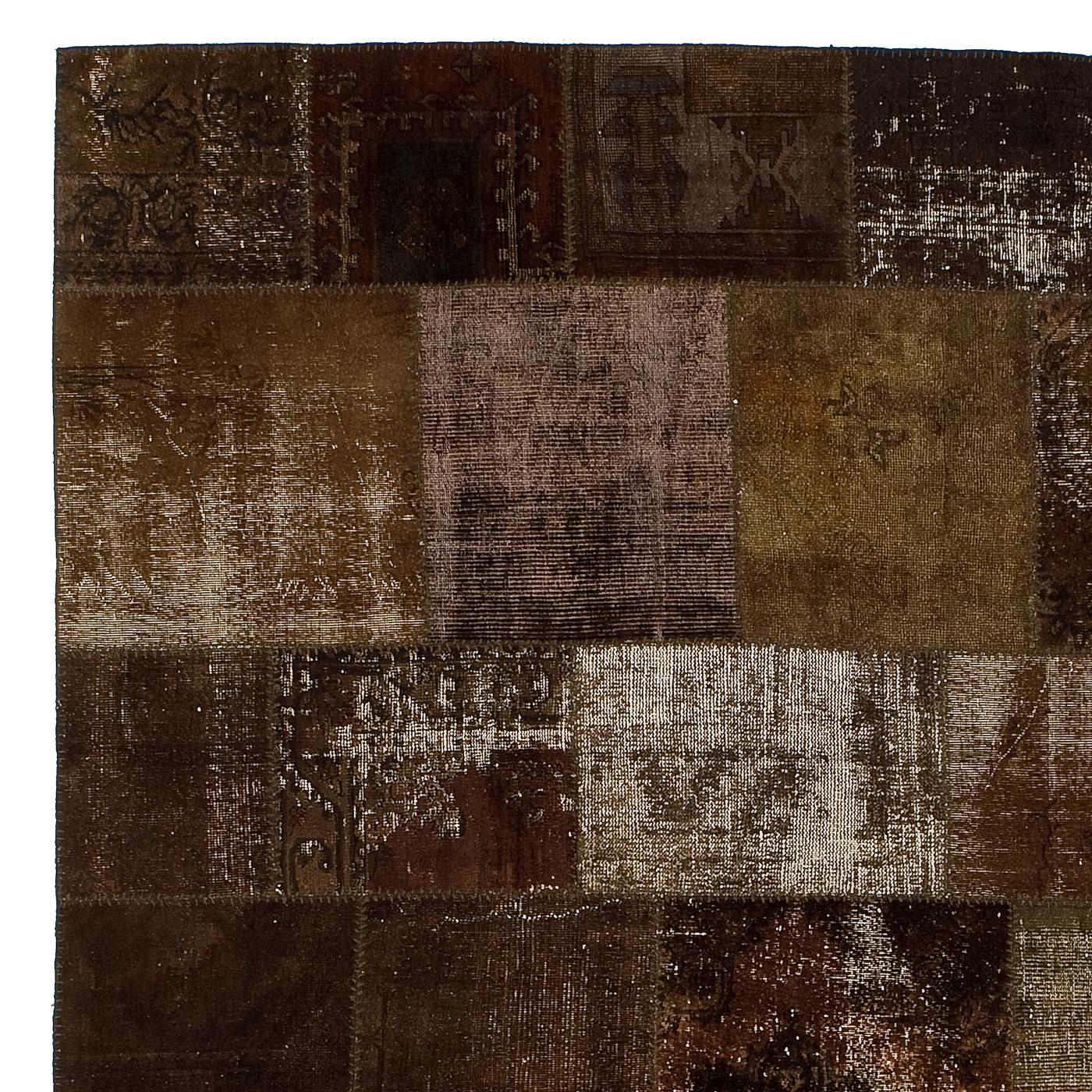 Elegant and sophisticated, this carpet is made of different pieces of vintage rugs that are dyed with monochromatic vegetable dyes and sewn together by hand using precious yarns to create a piece that links traditional artisanal craftsmanship with a